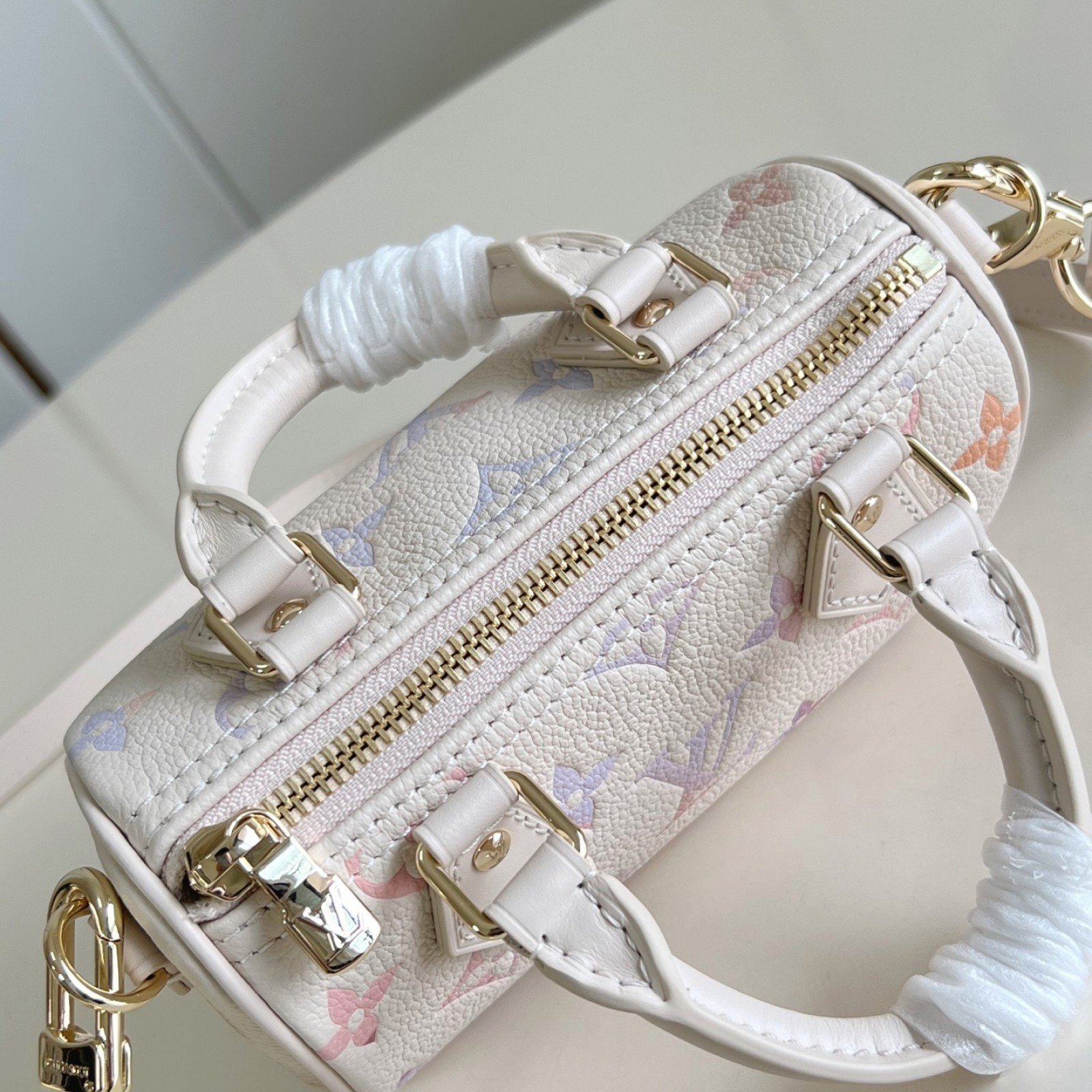 LV bag 180522 $189.75 USD