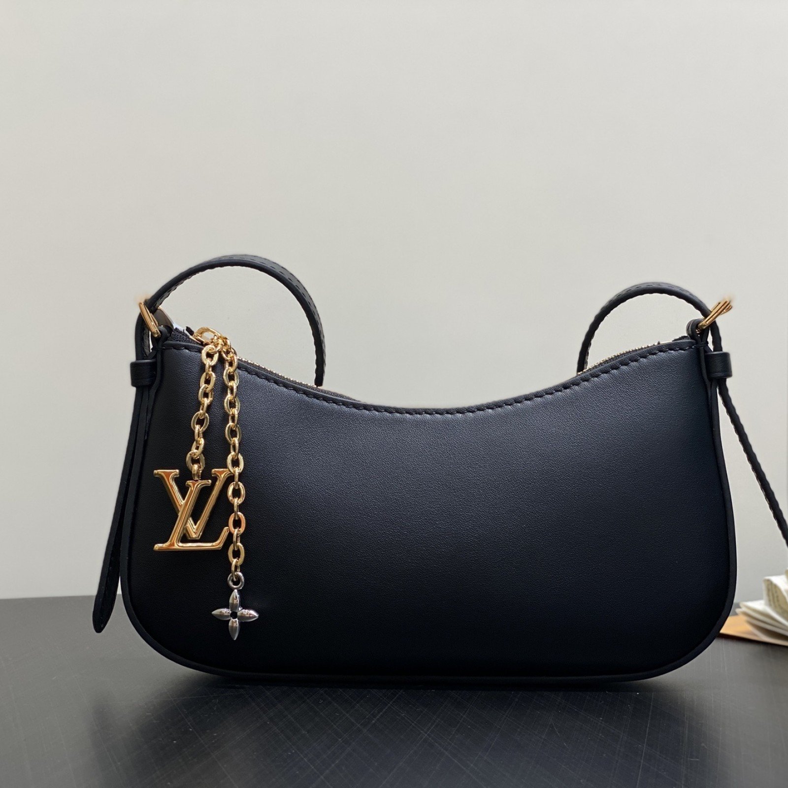 LV bag 180523 $187 USD