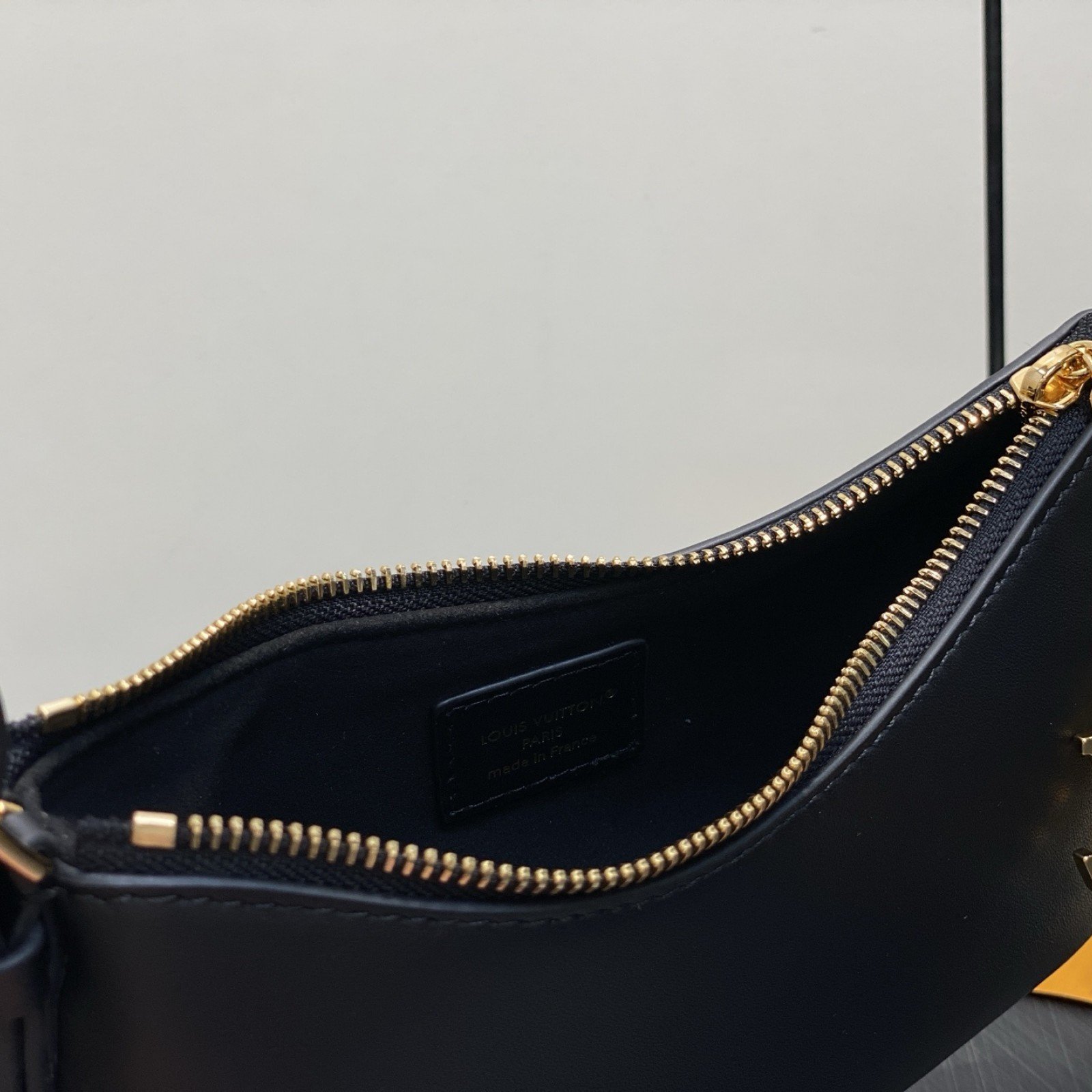 LV bag 180523 $187 USD