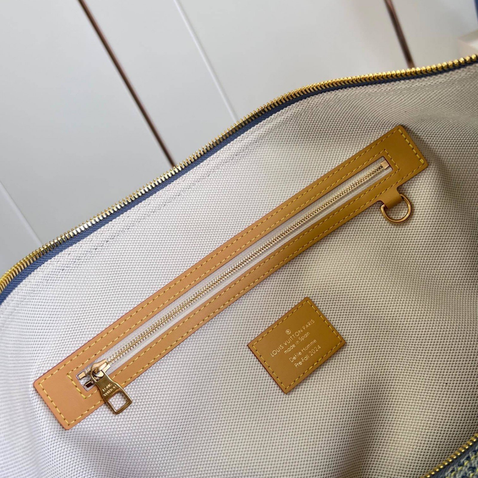 LV bag 180530 $343.75 USD