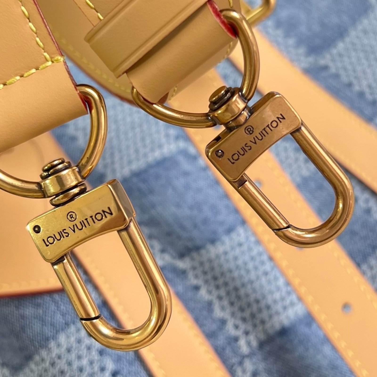 LV bag 180530 $343.75 USD