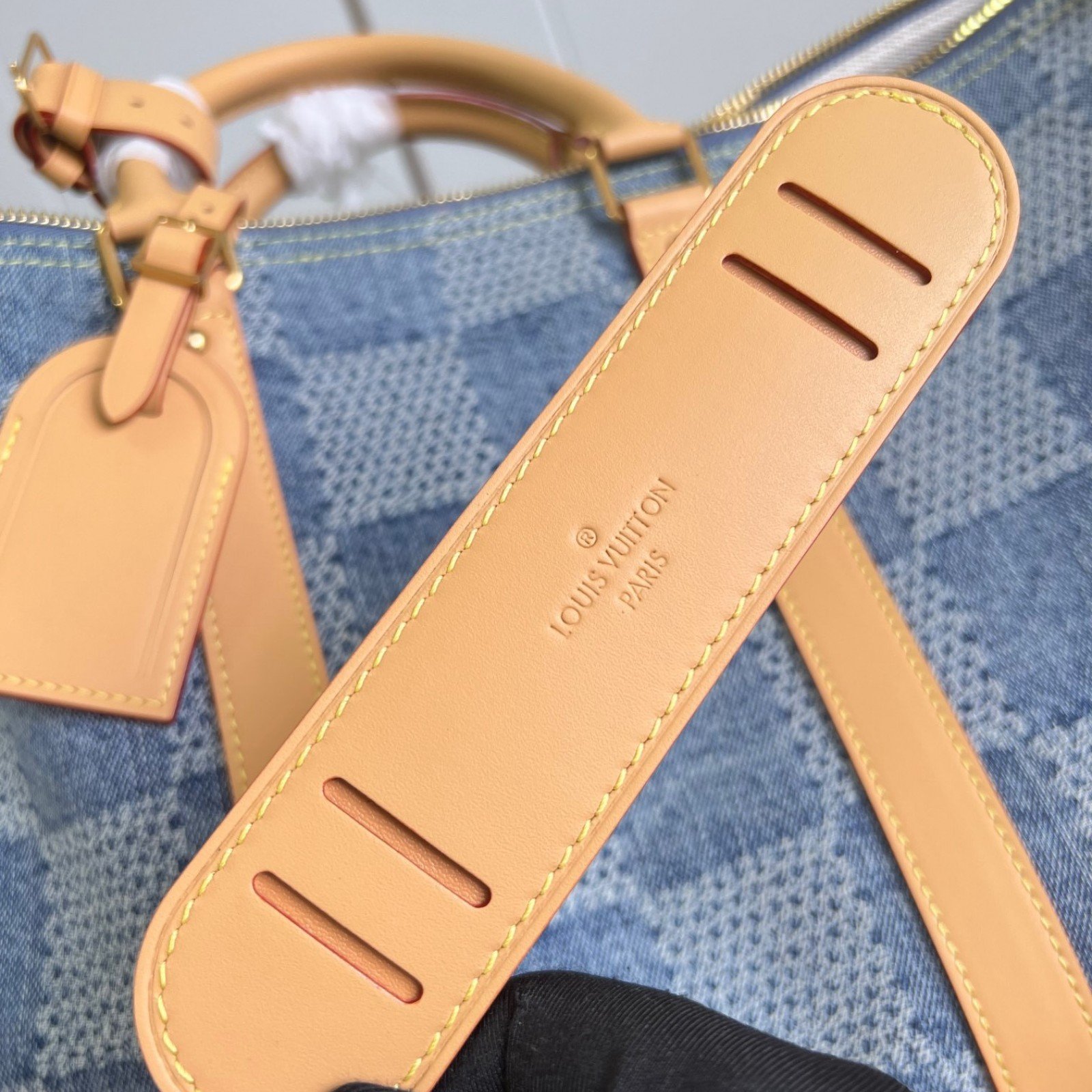 LV bag 180530 $343.75 USD