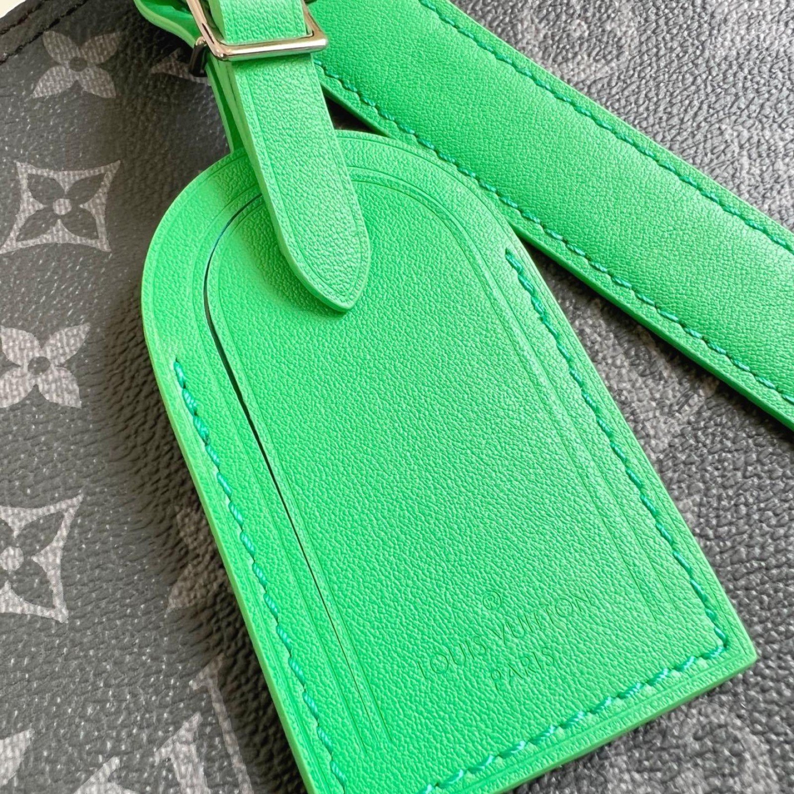 LV bag 180531 $302.5 USD