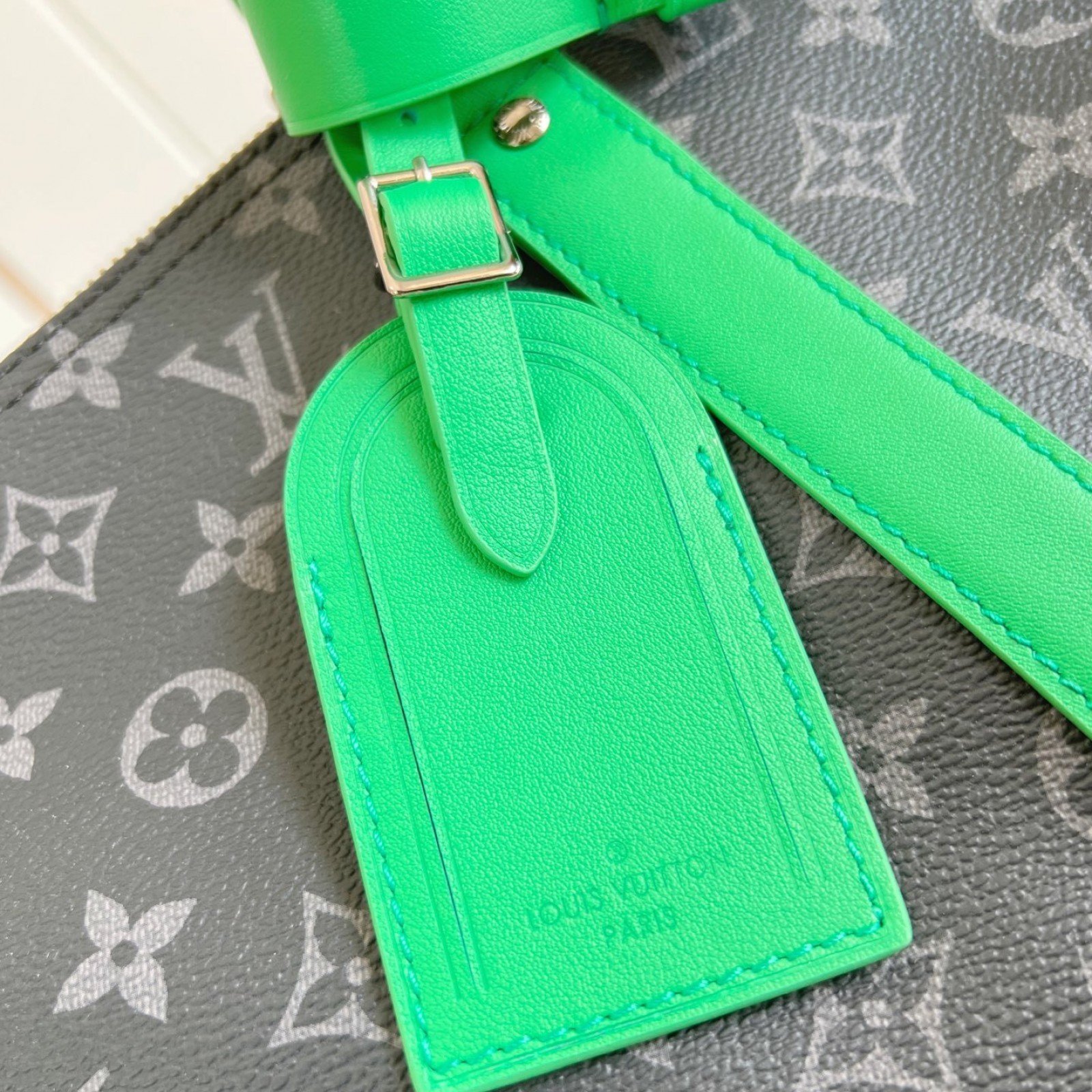 LV bag 180532 $299.75 USD