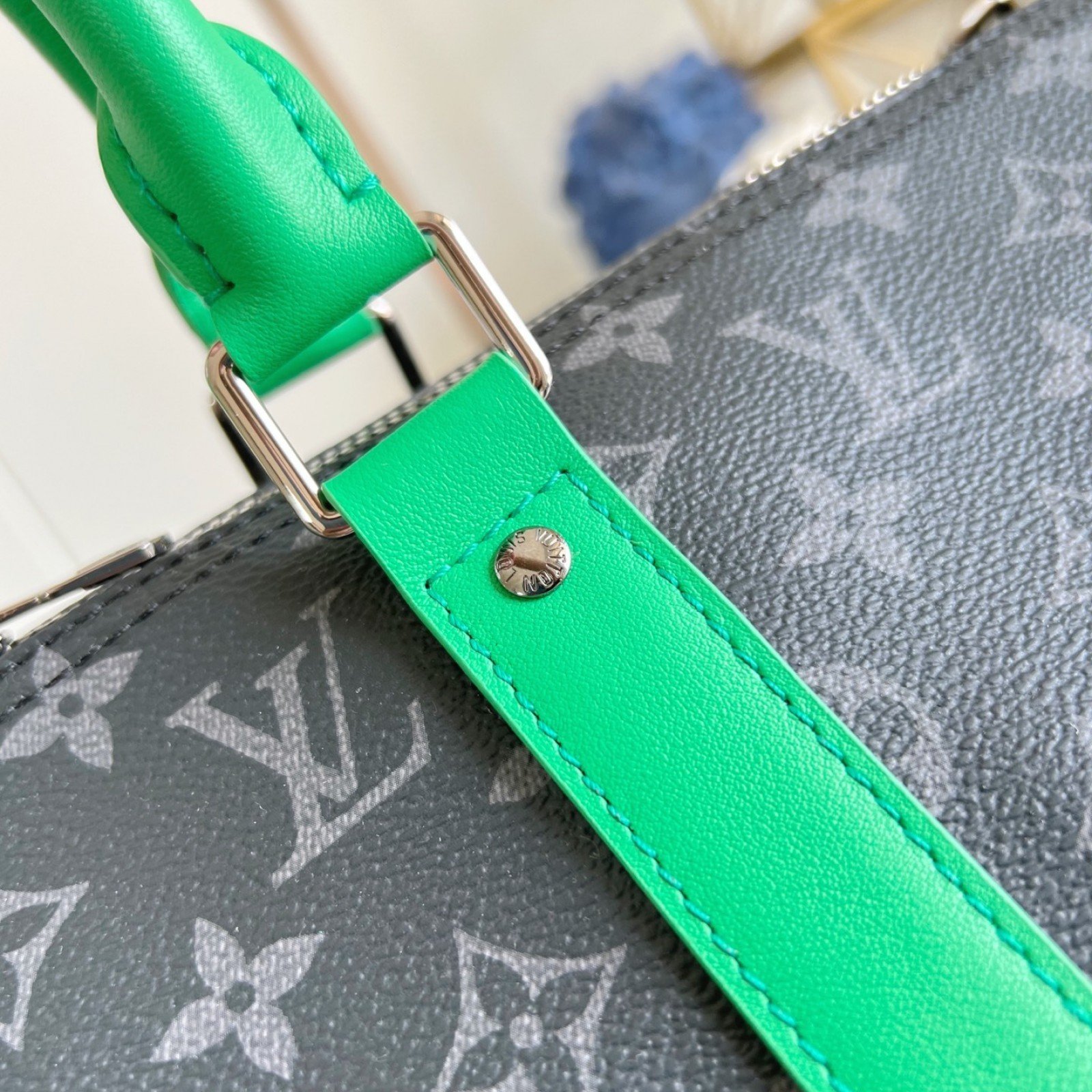 LV bag 180532 $299.75 USD