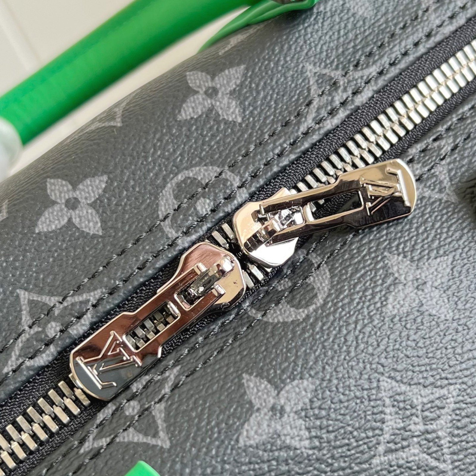 LV bag 180533 $297 USD
