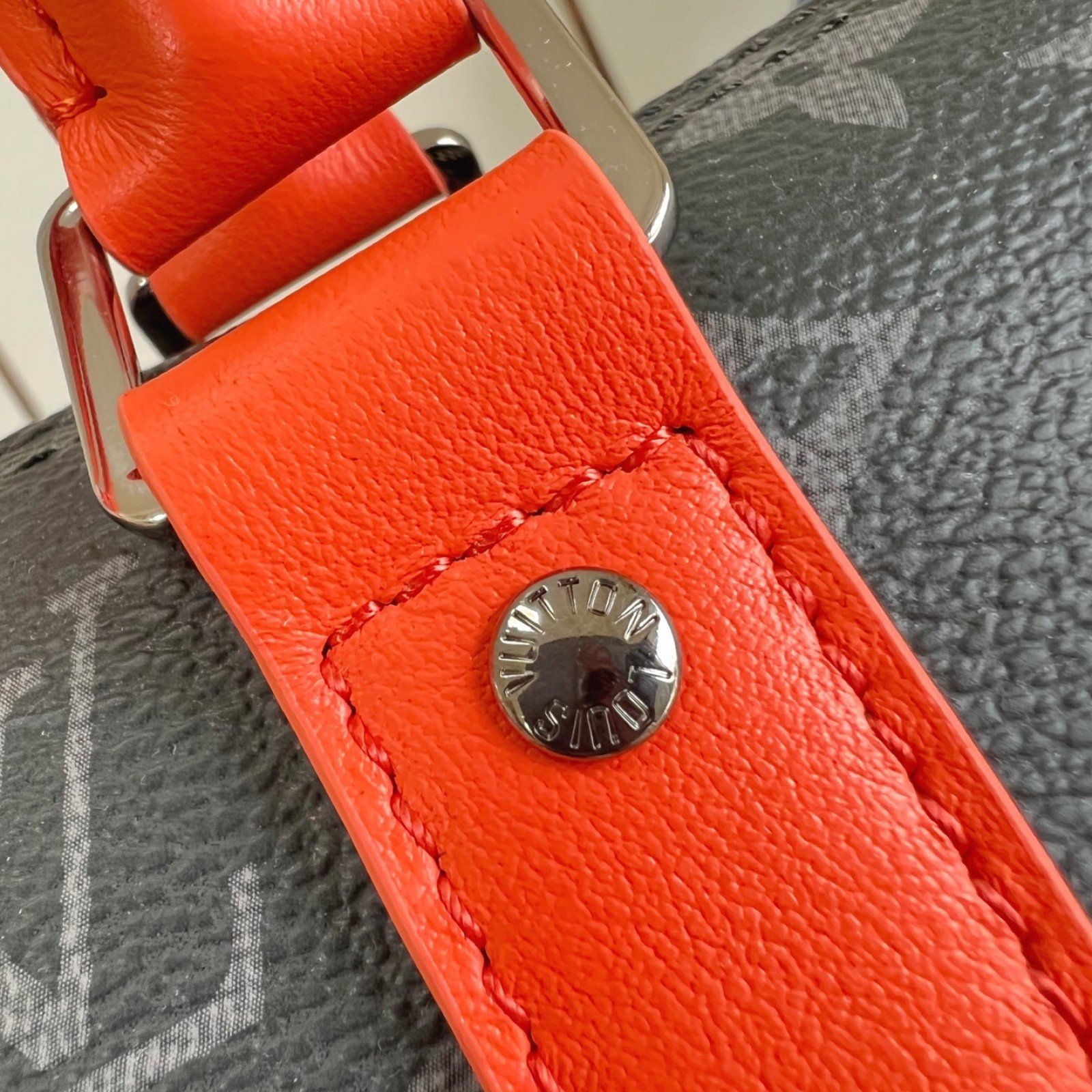 LV bag 180536 $299.75 USD