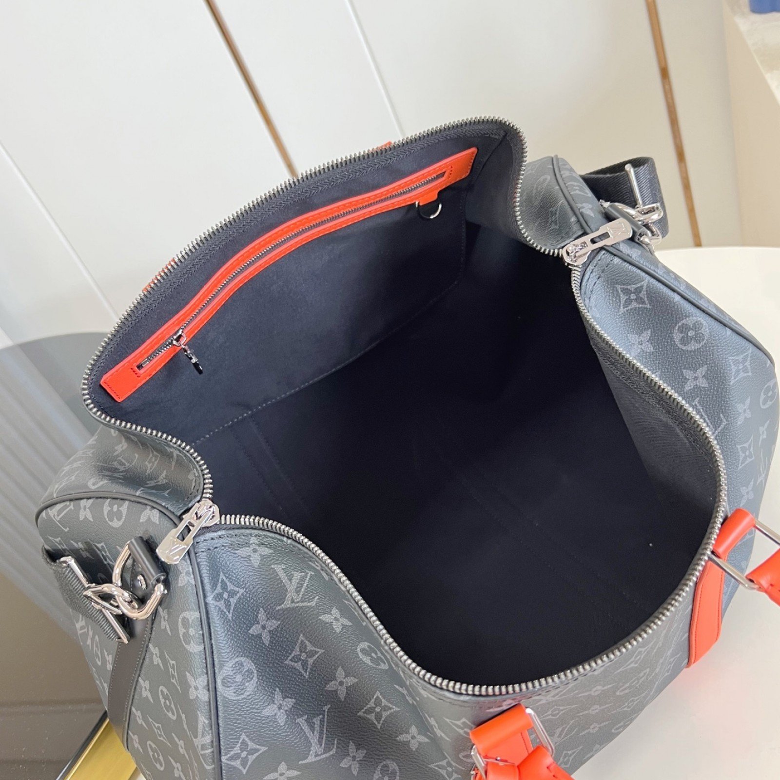 LV bag 180536 $299.75 USD