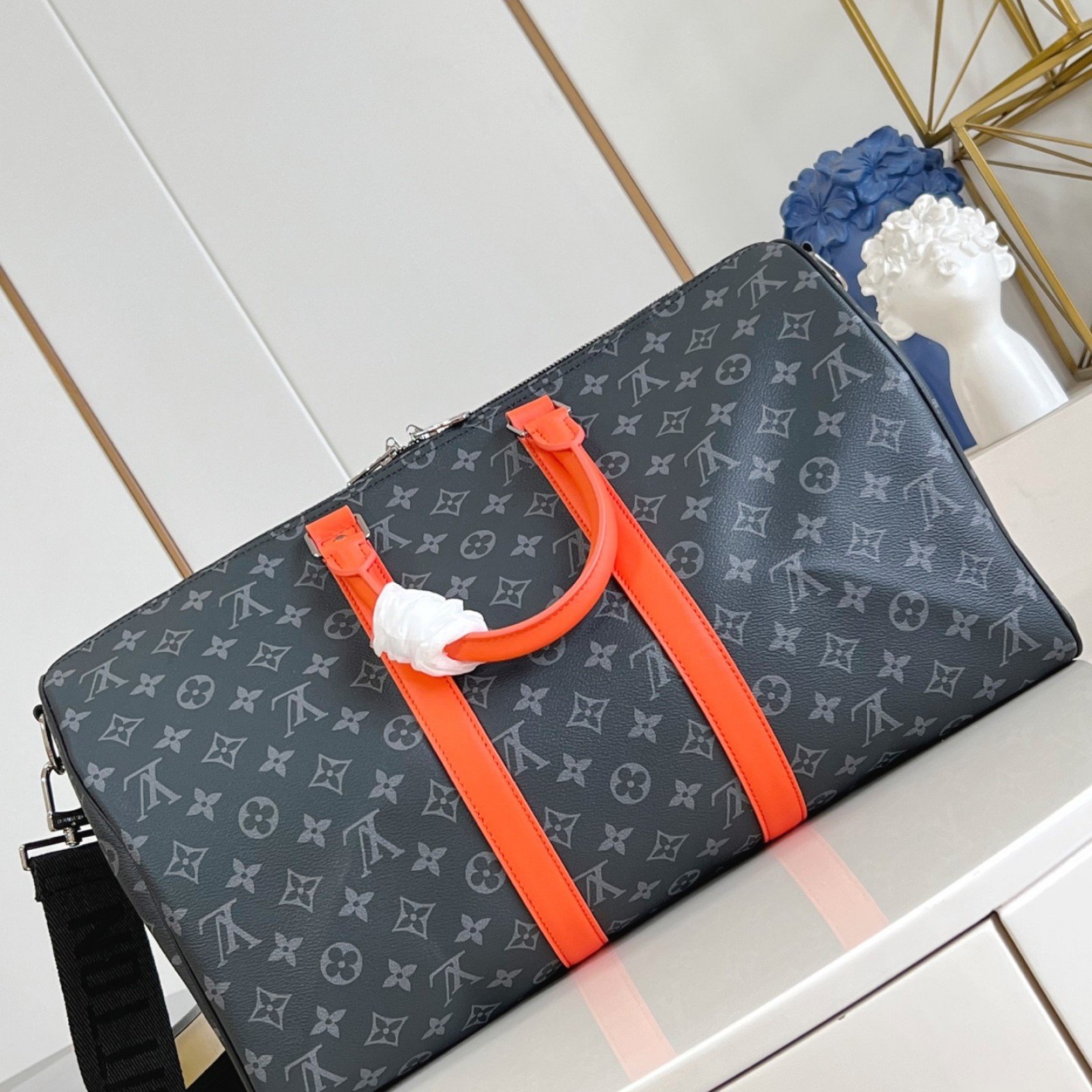LV bag 180537 $297 USD