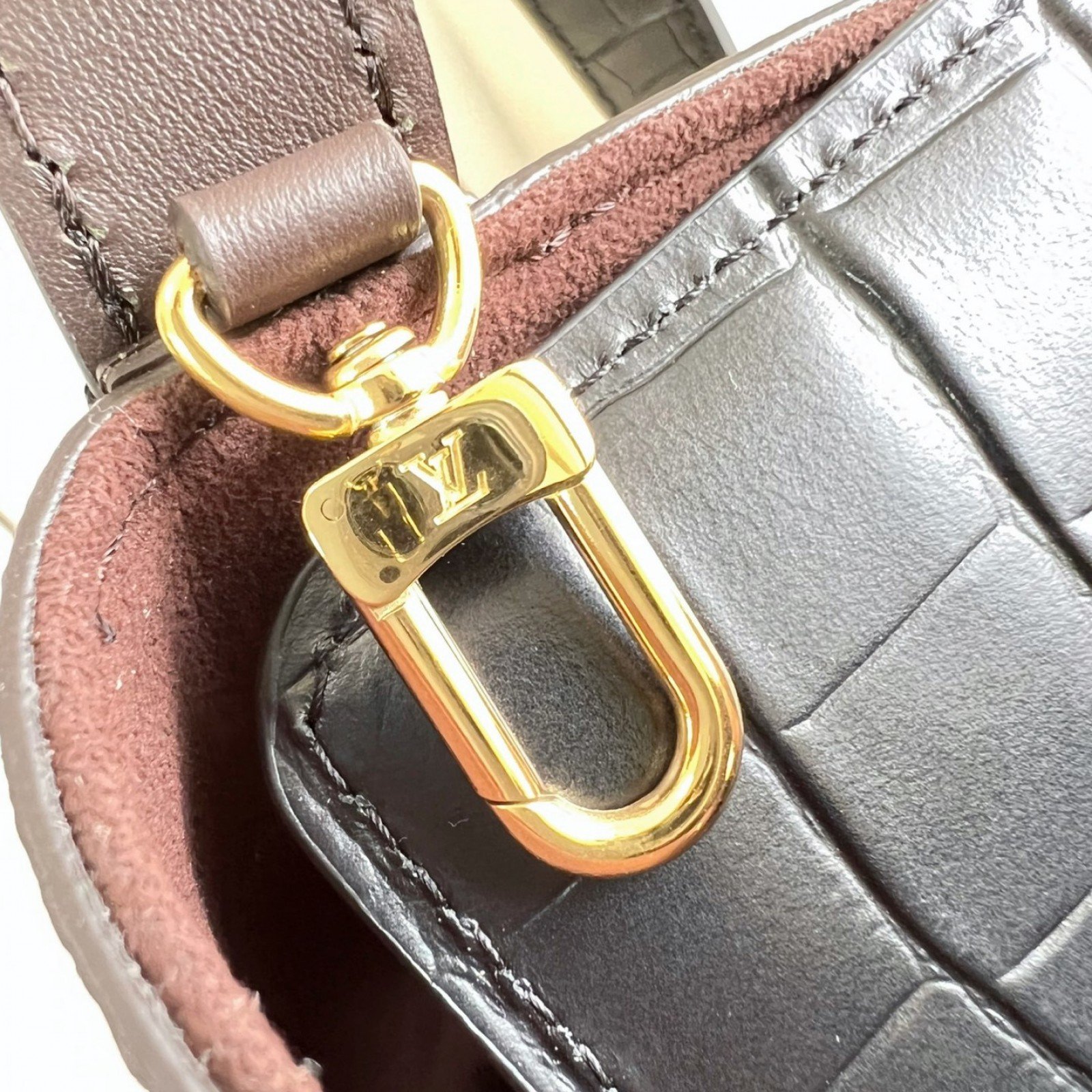 LV bag 216531 $203.5 USD