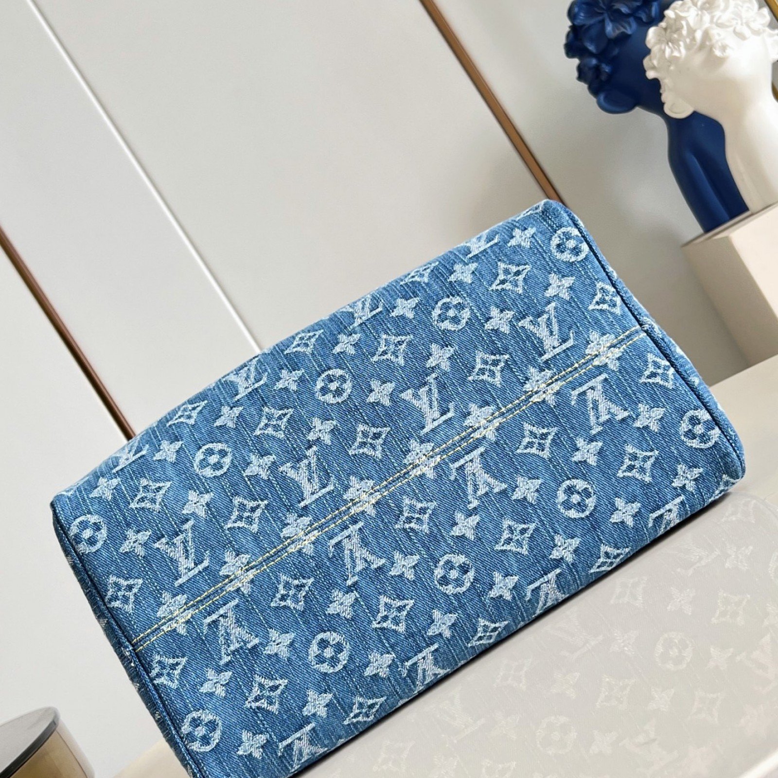 LV bag 216545 $200.75 USD