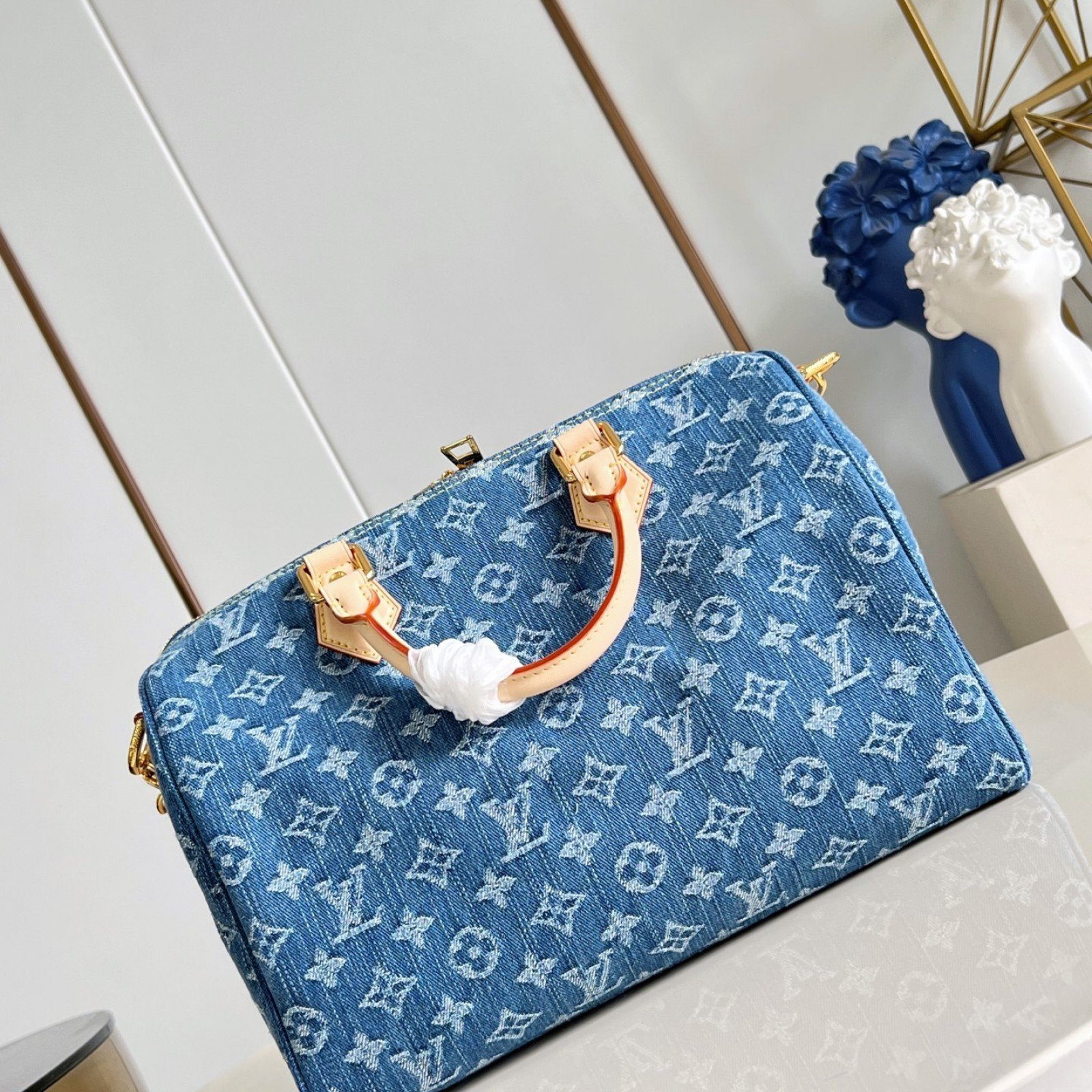 LV bag 216545 $200.75 USD