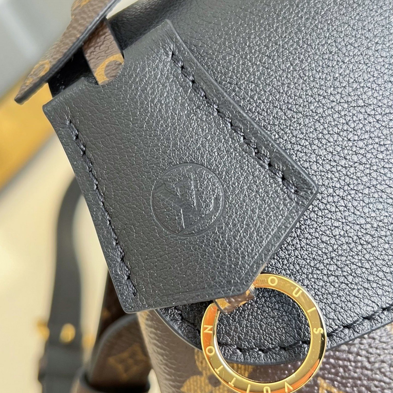 LV bag 216551 $222.75 USD