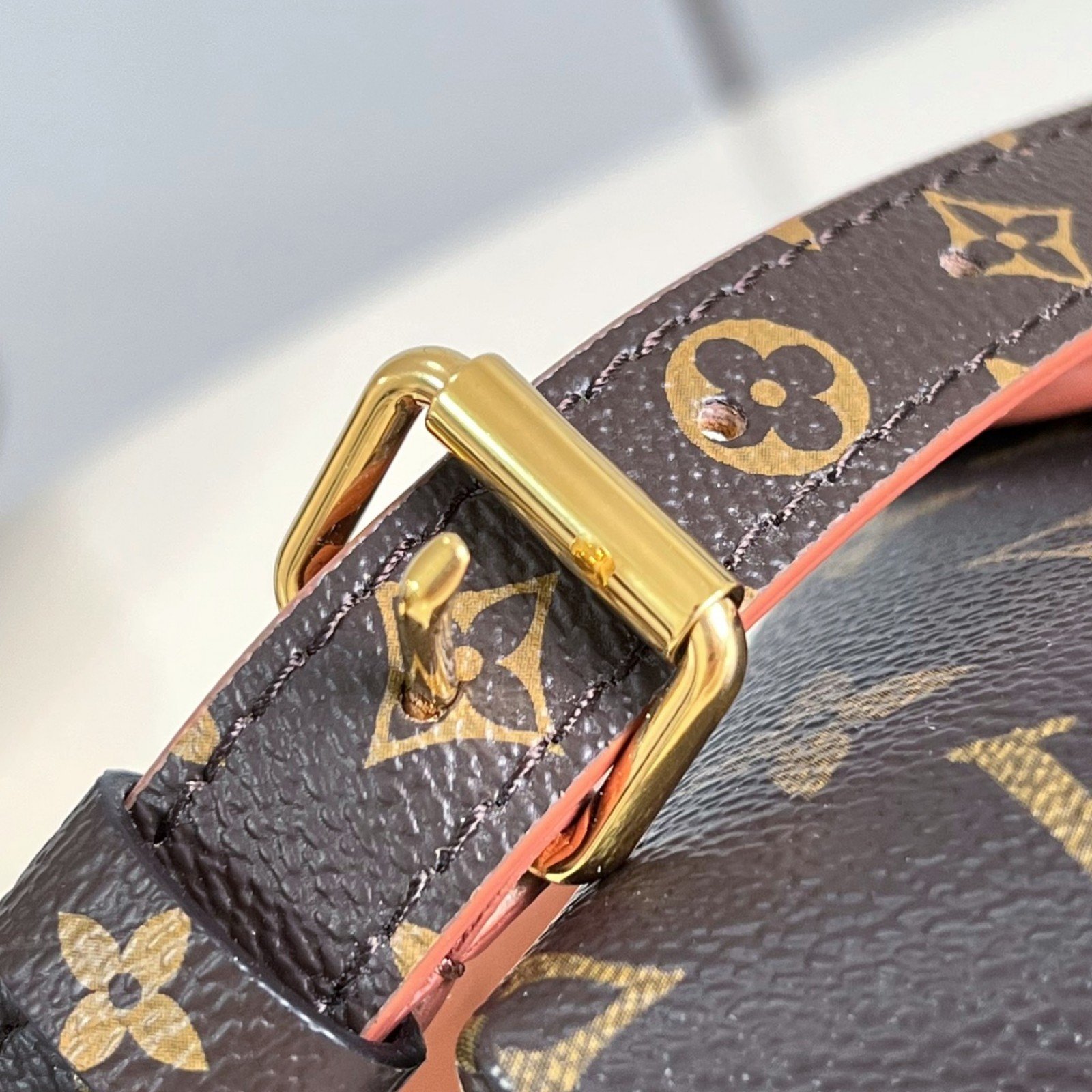 LV bag 216553 $222.75 USD