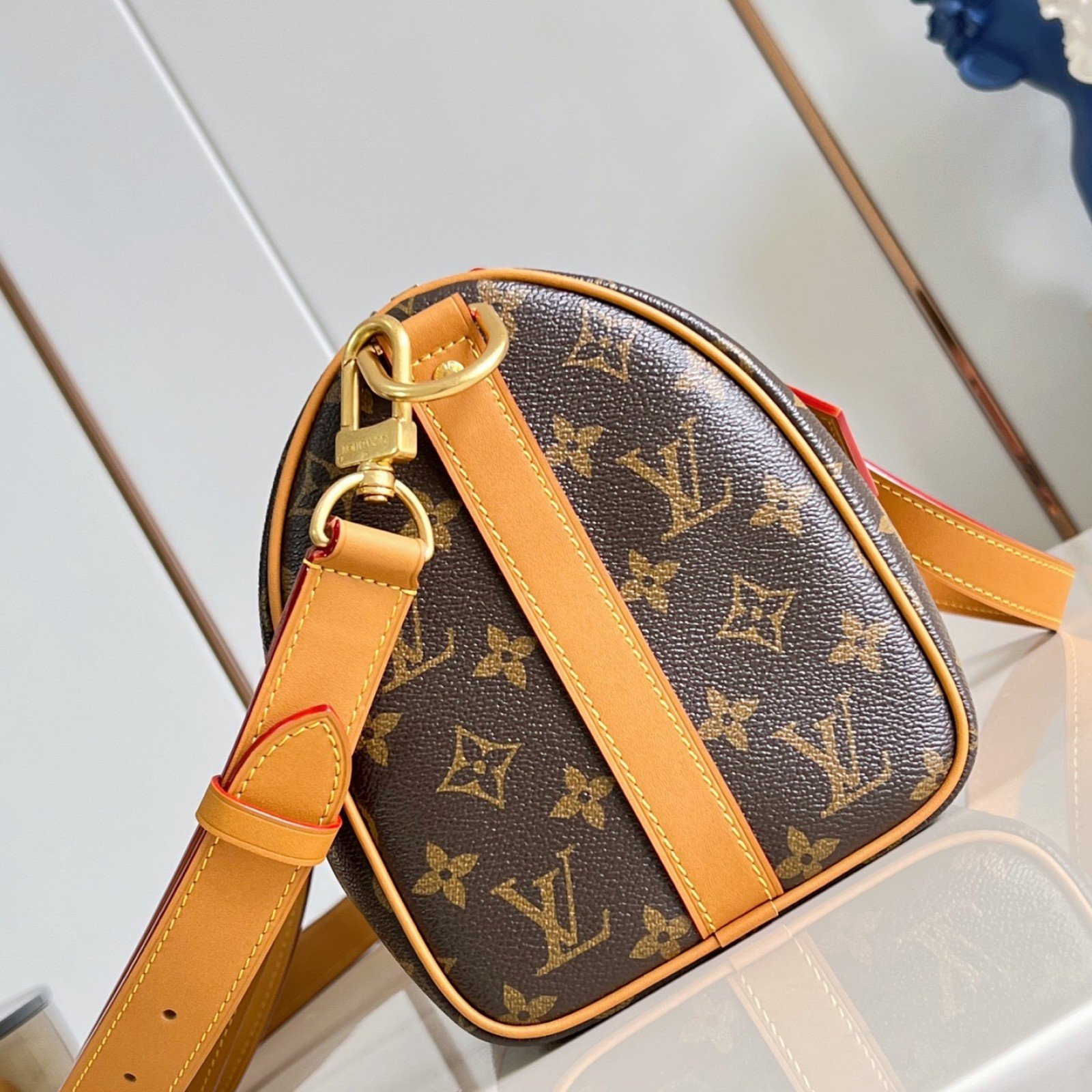 LV bag 216562 $203.5 USD