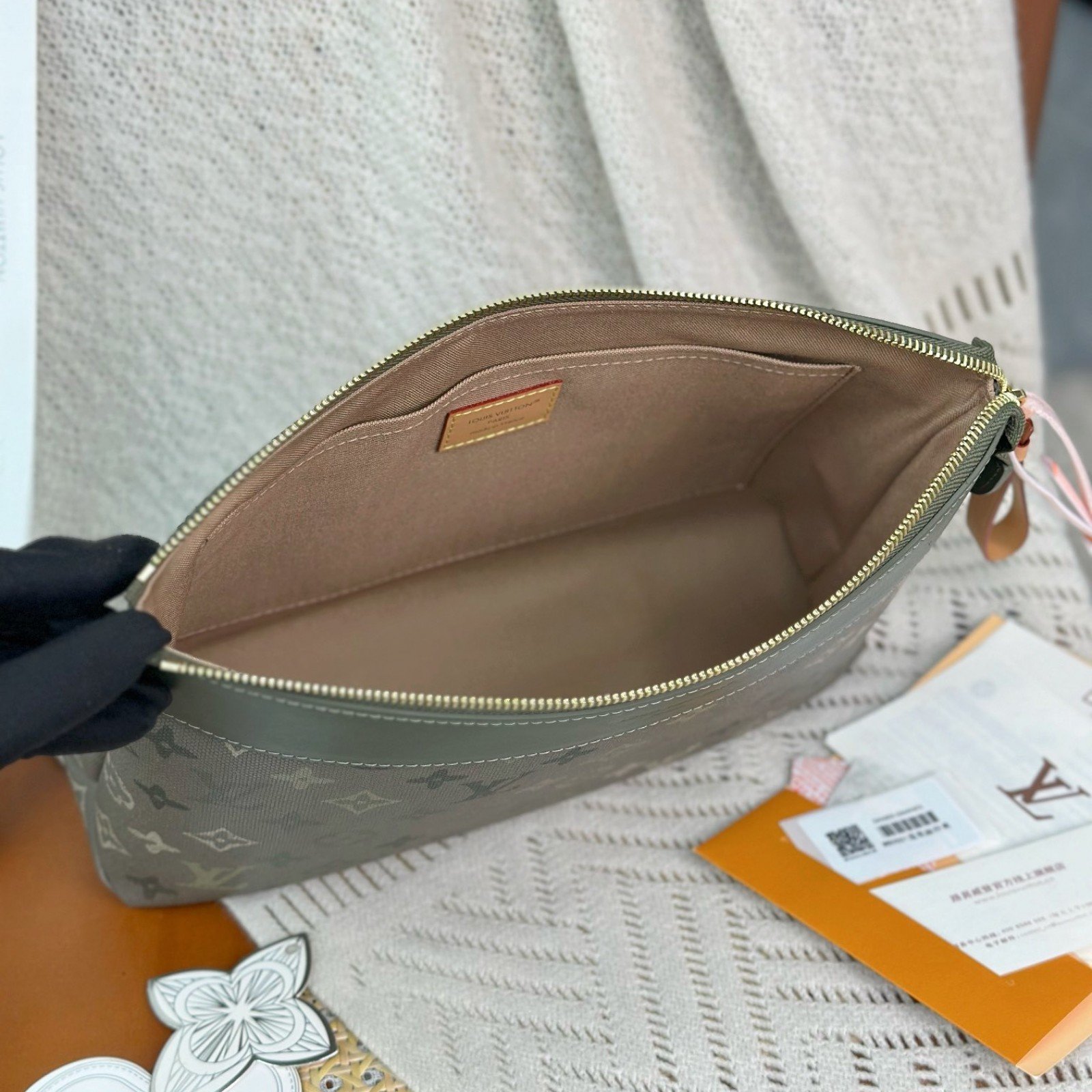 LV bag 216567 $167.75 USD