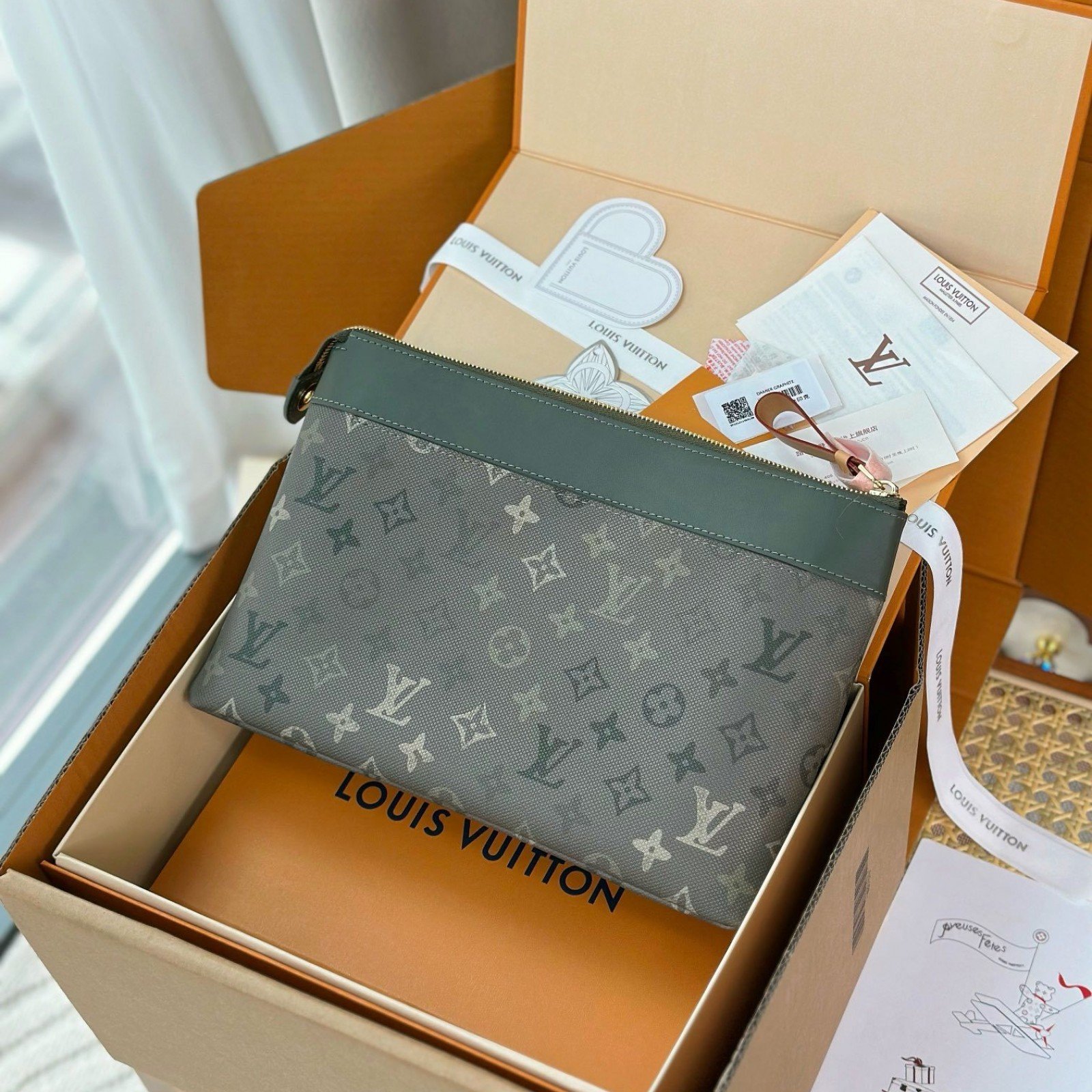 LV bag 216567 $167.75 USD