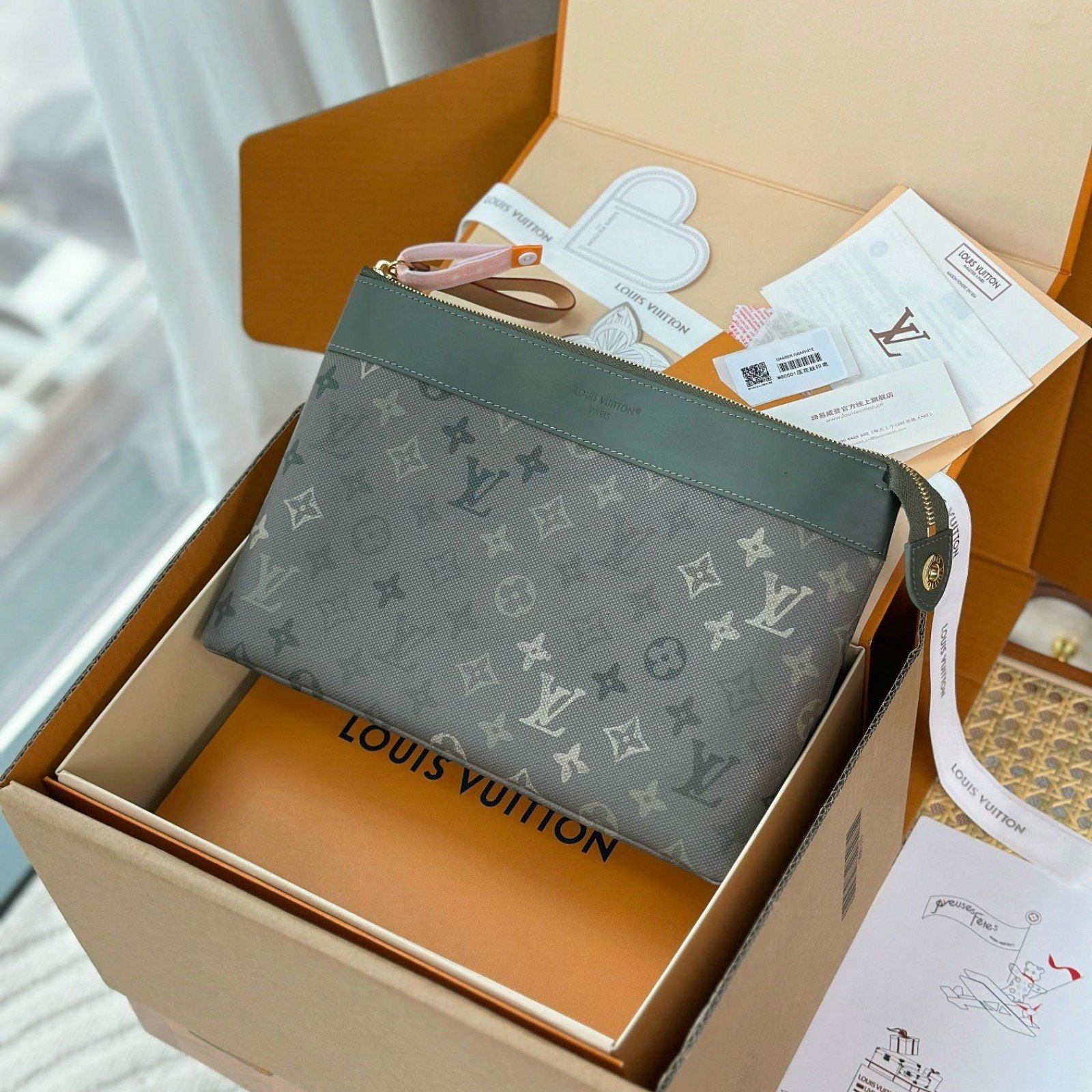 LV bag 216567 $167.75 USD