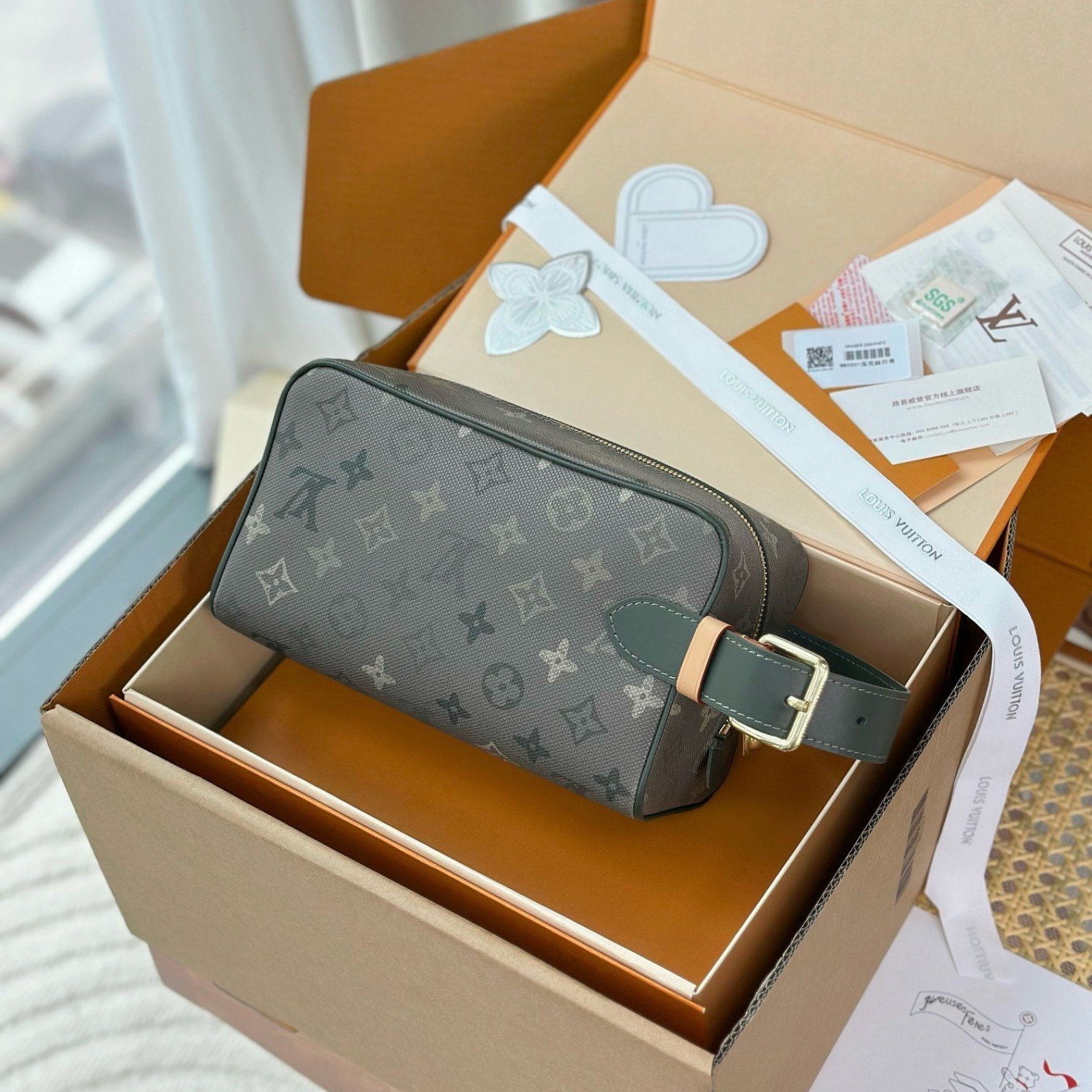 LV bag 216568 $178.75 USD