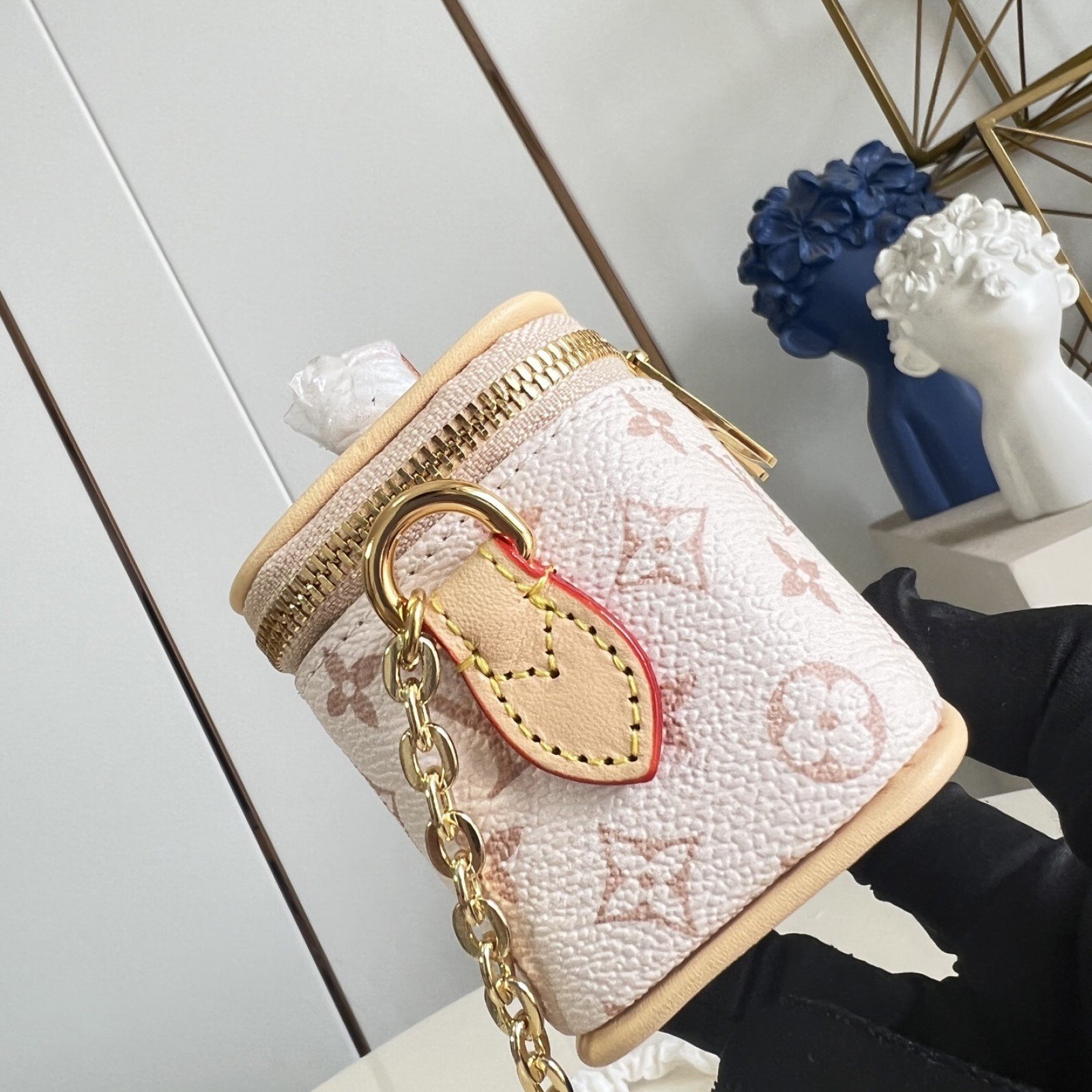 LV bag 220278 $110 USD