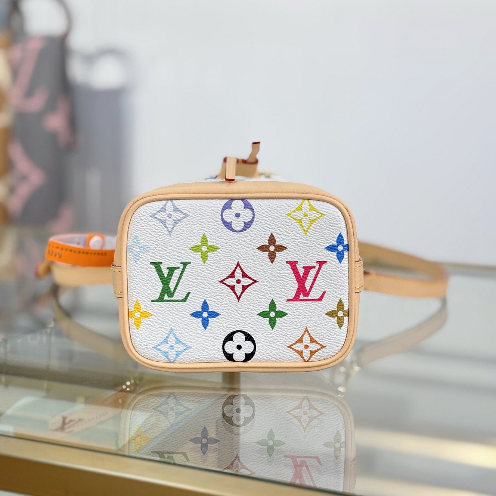 LV bag 220280 $247.5 USD