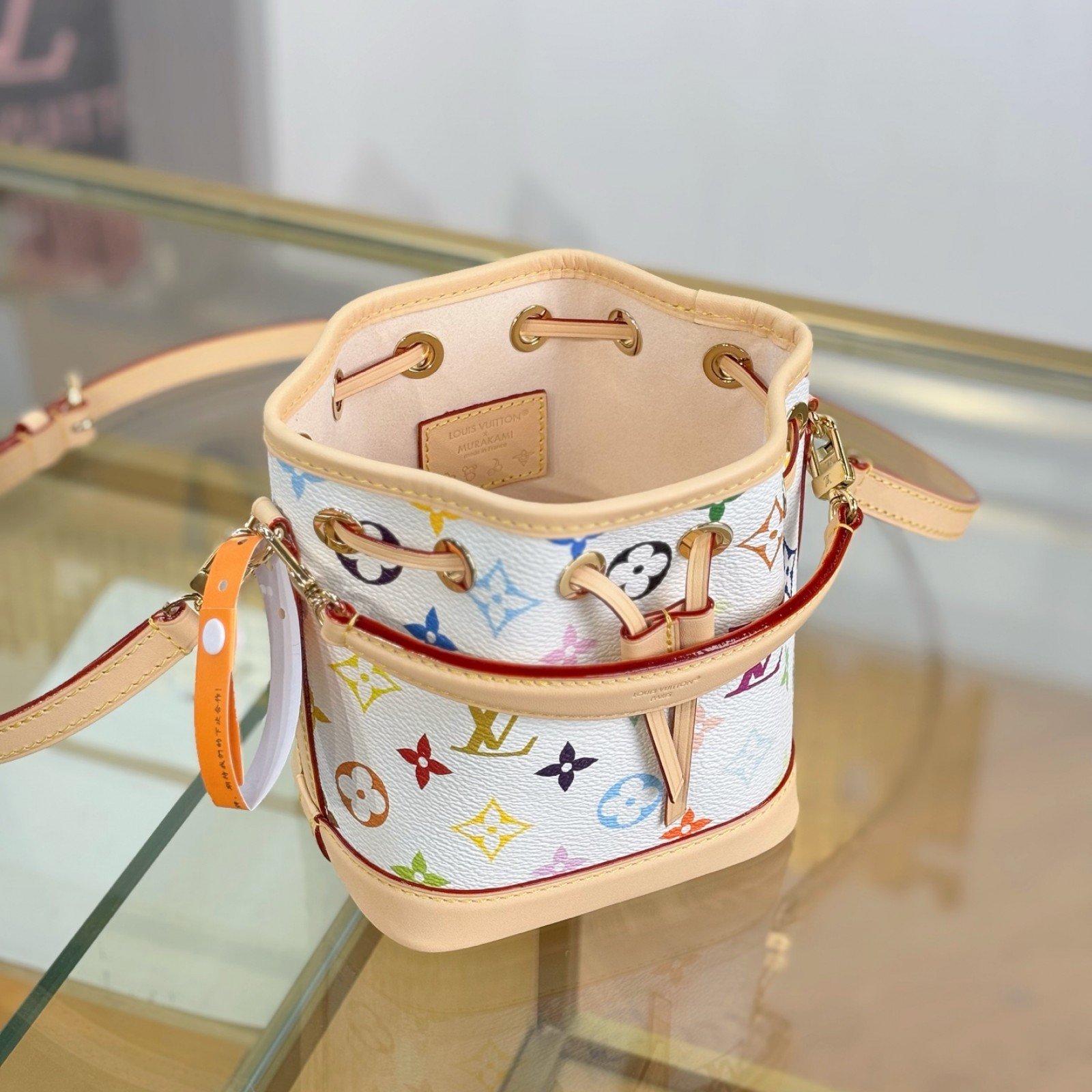 LV bag 220280 $247.5 USD