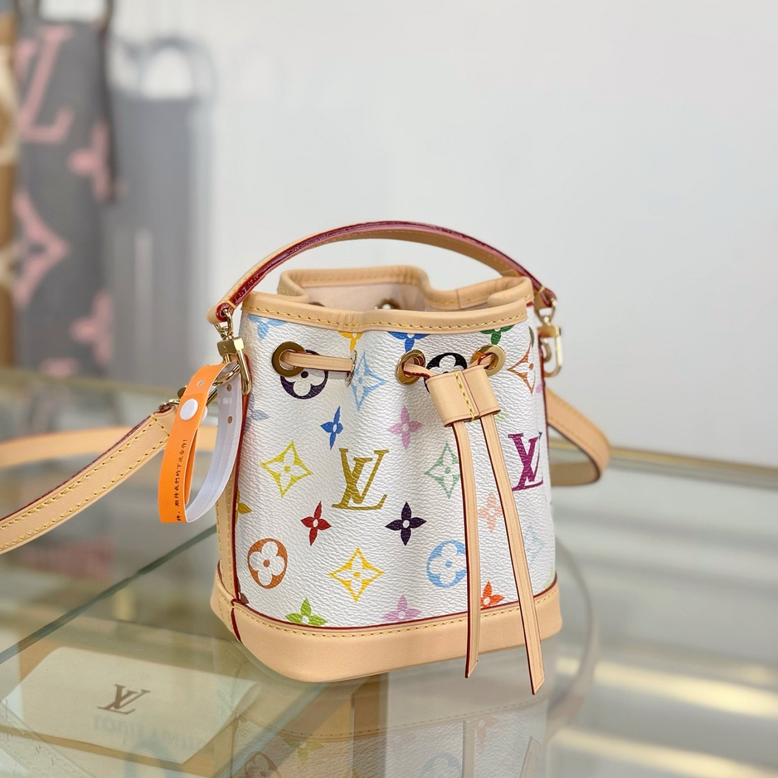 LV bag 220280 $247.5 USD