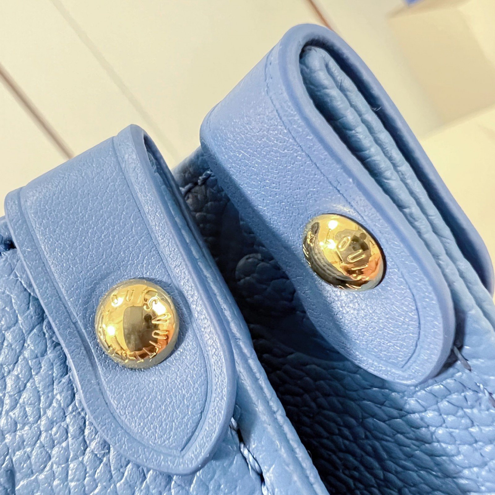 LV bag 220290 $250.25 USD