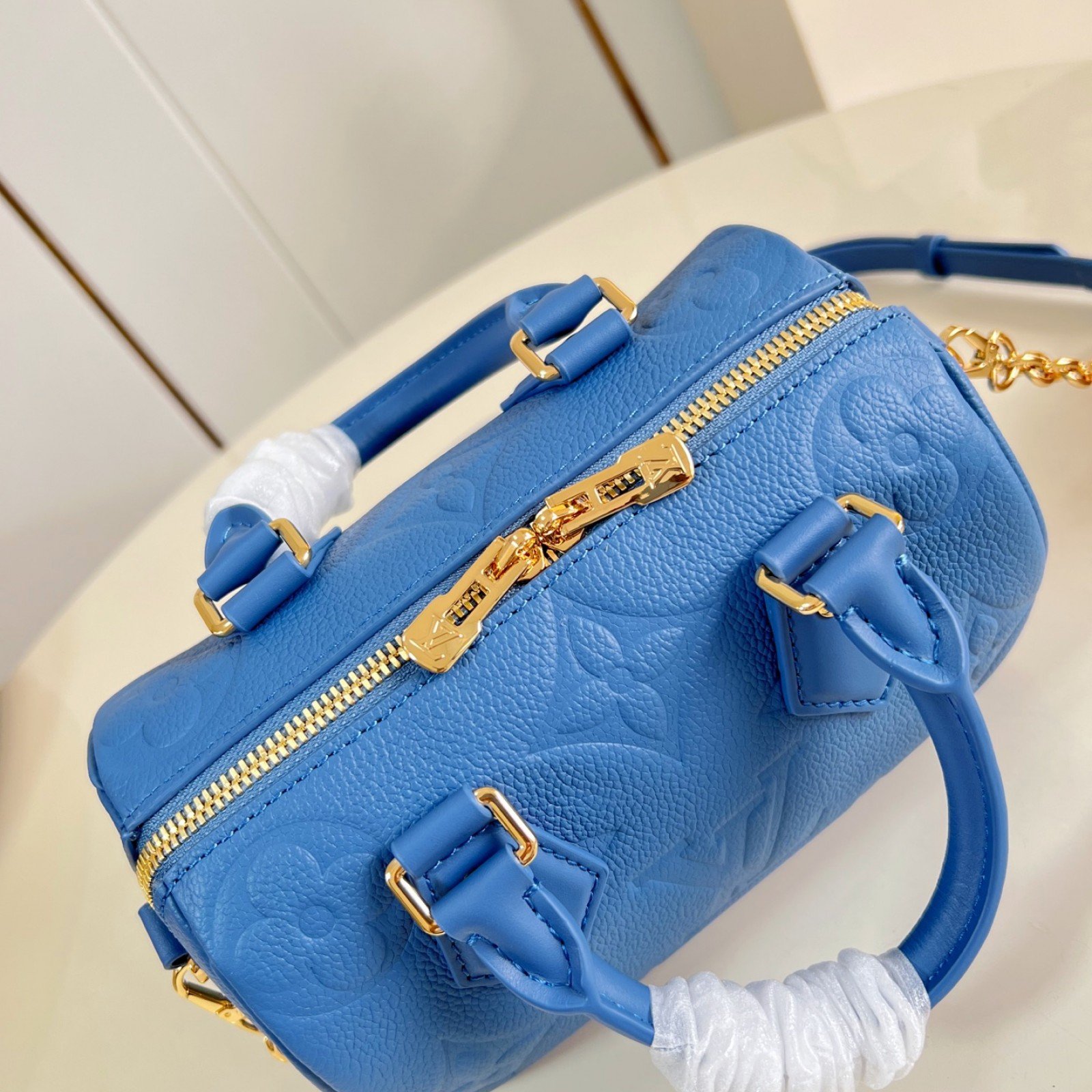 LV bag 220291 $250.25 USD