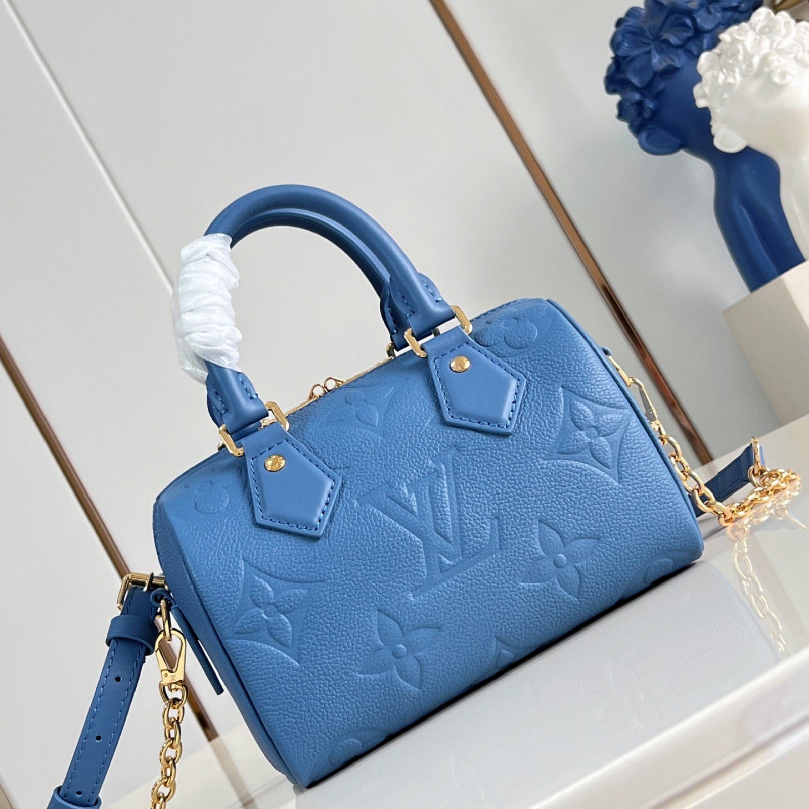 LV bag 220291 $250.25 USD