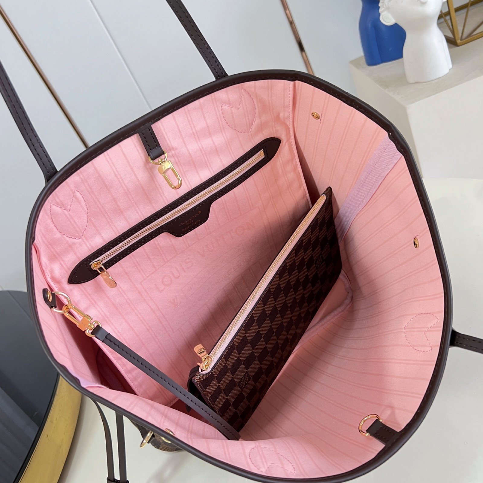 LV bag 220297 $195.25 USD