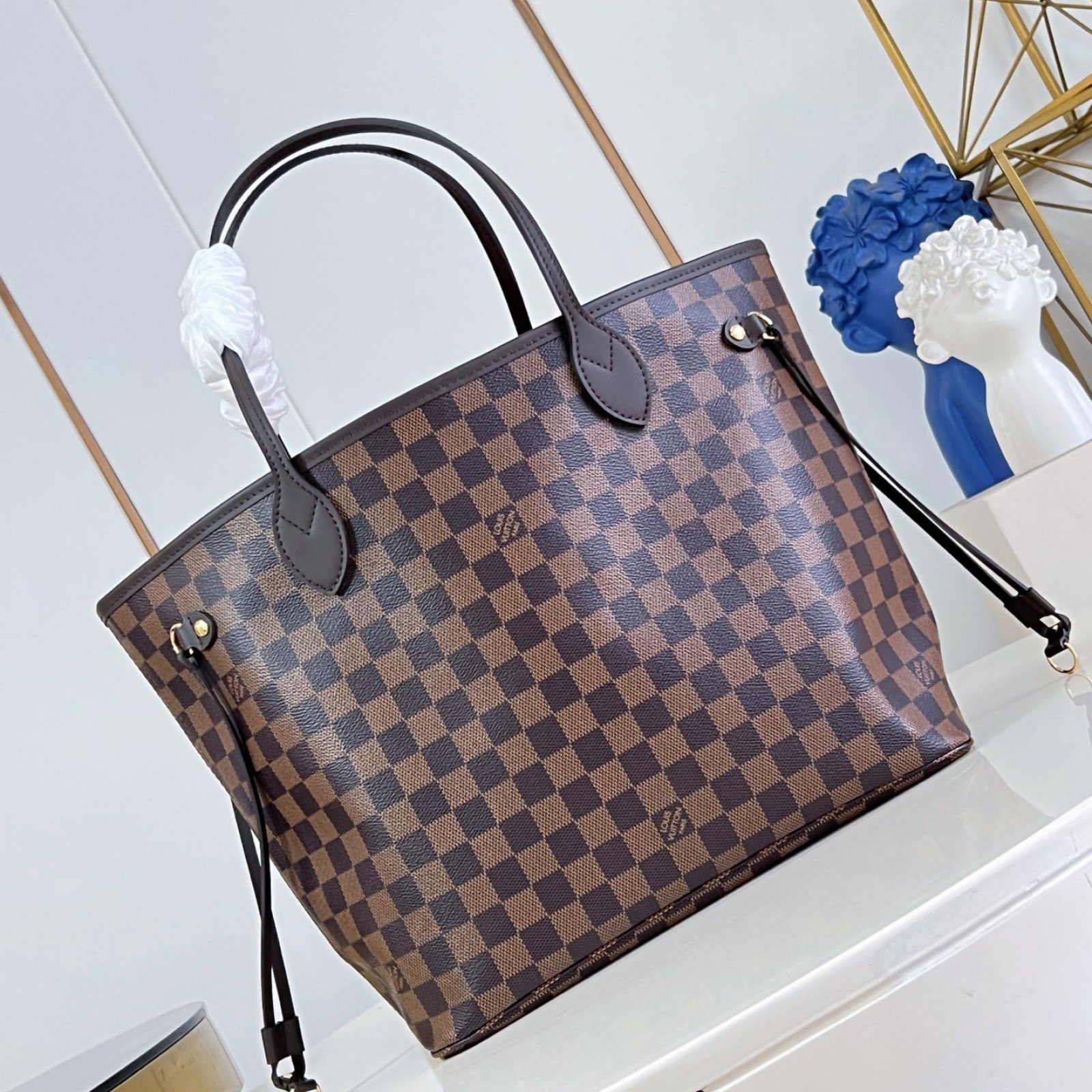 LV bag 220297 $195.25 USD