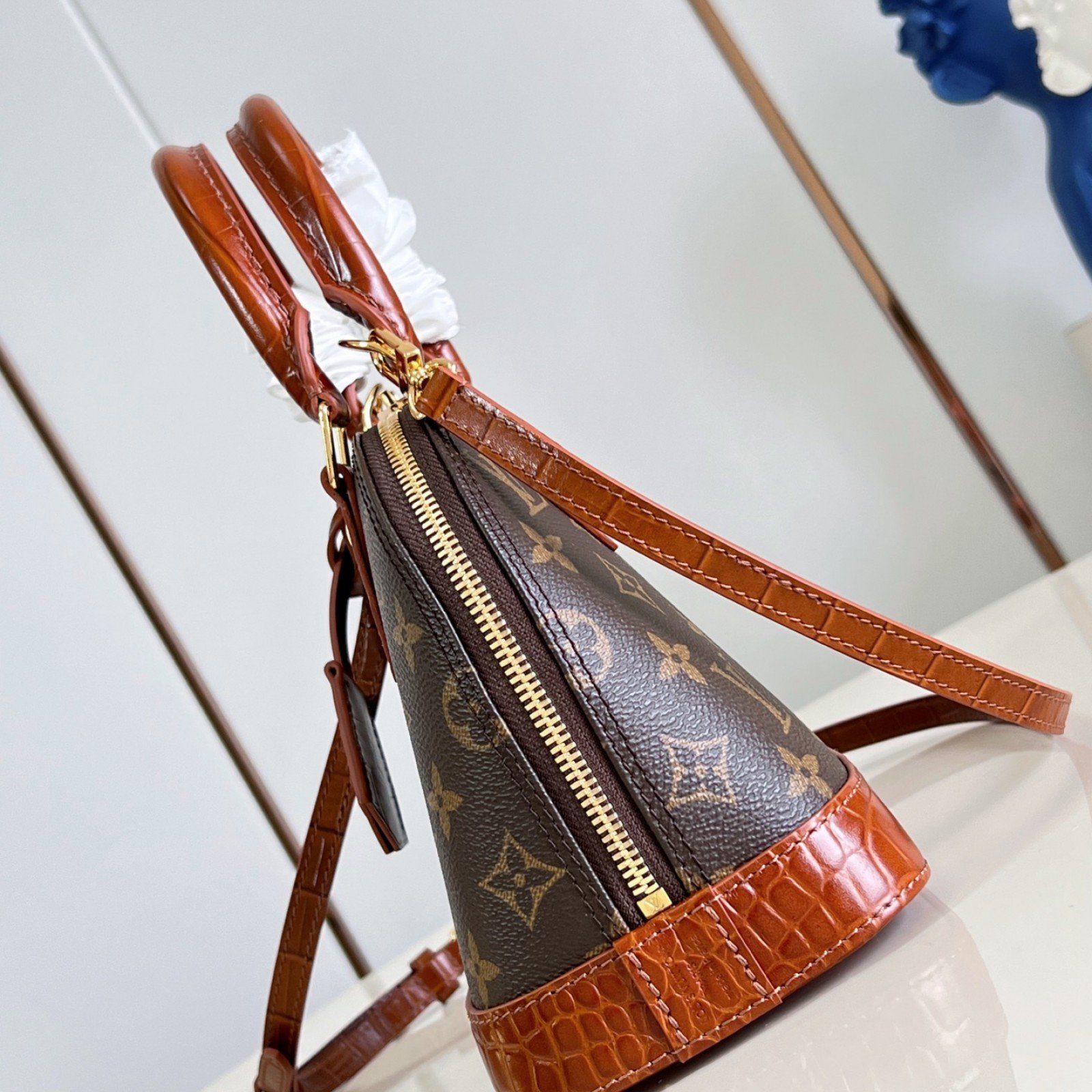 LV bag 220316 $195.25 USD