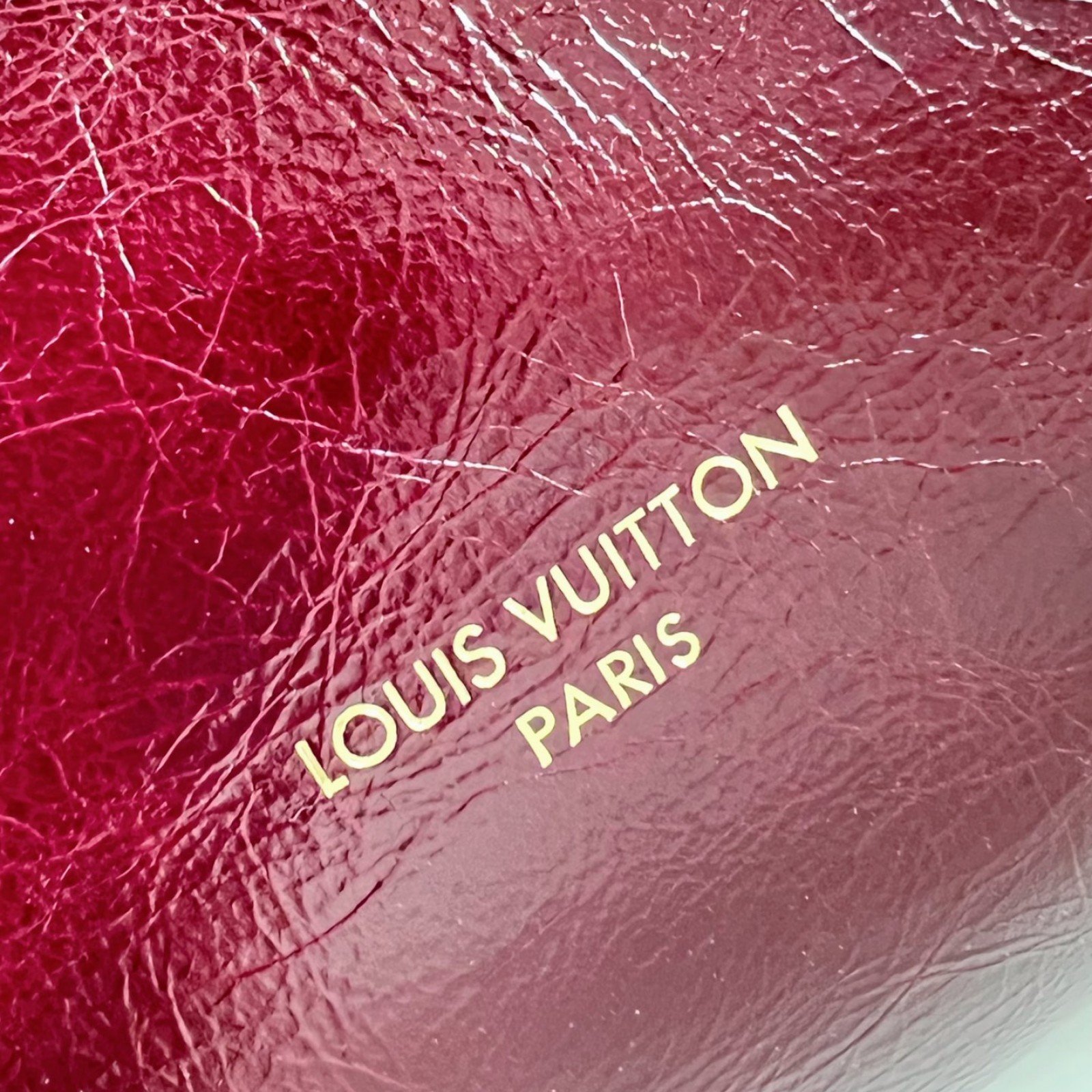 LV bag 220336 $239.25 USD