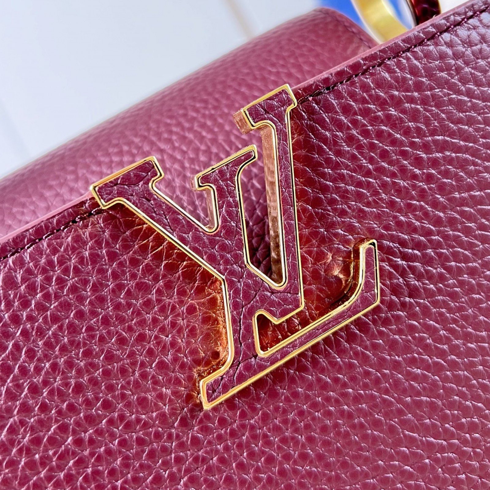 LV bag 220342 $398.75 USD