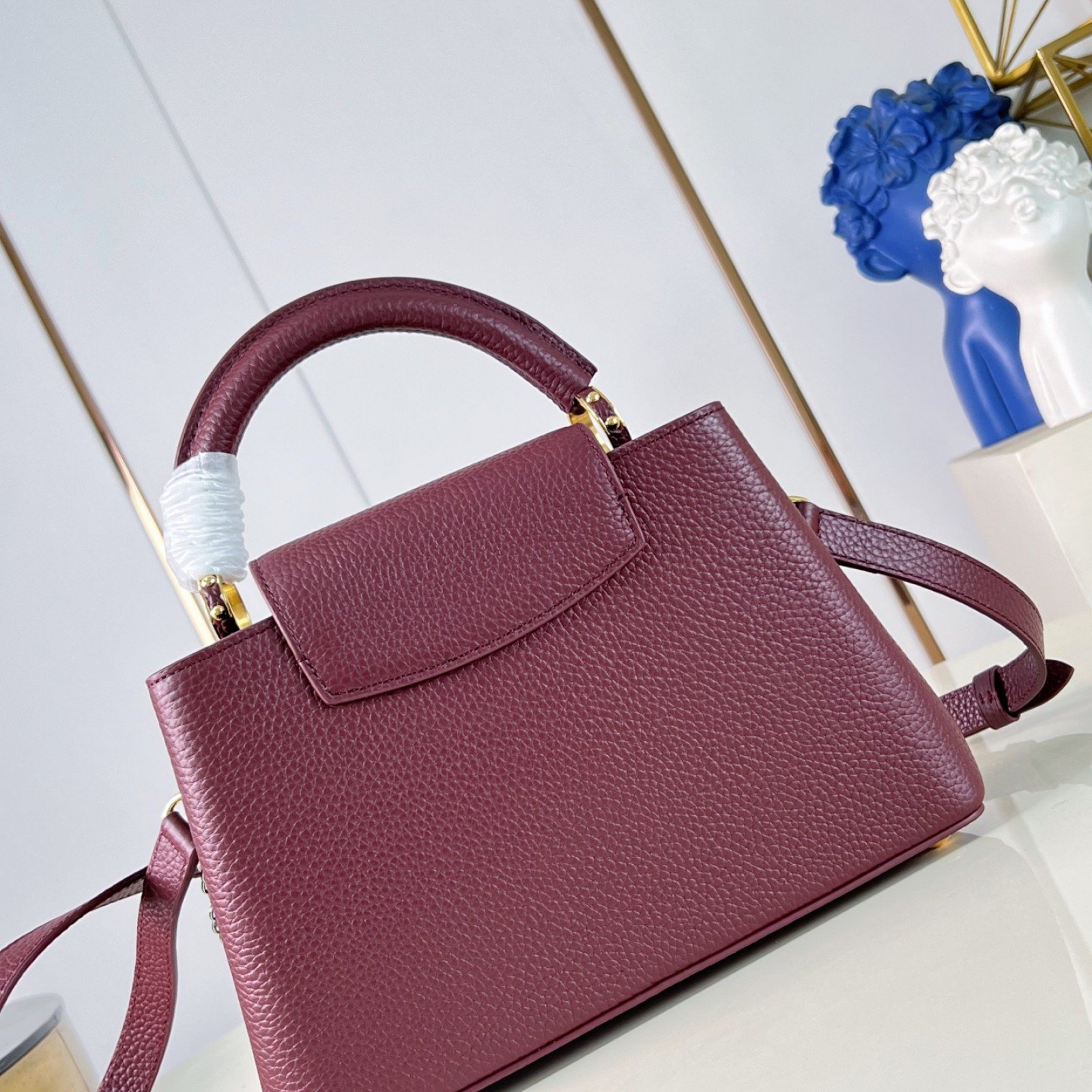 LV bag 220342 $398.75 USD