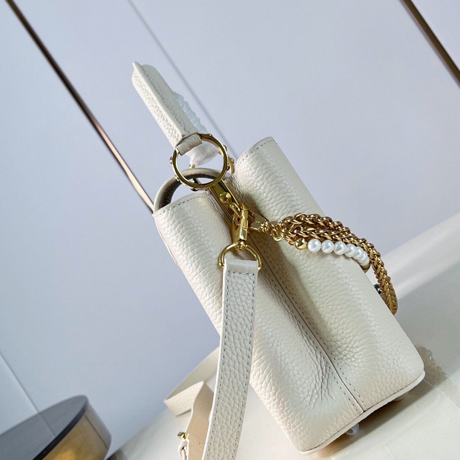 LV bag 220344 $398.75 USD