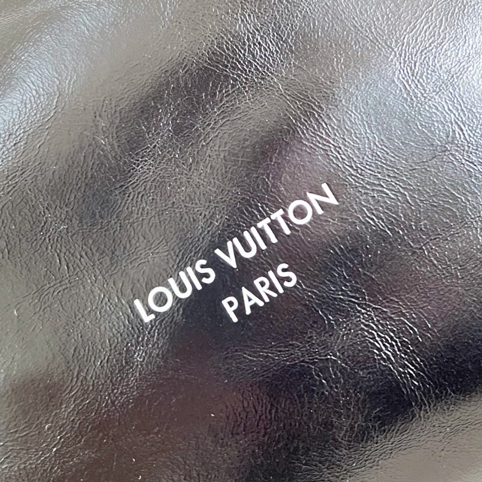 LV bag 220358 $233.75 USD