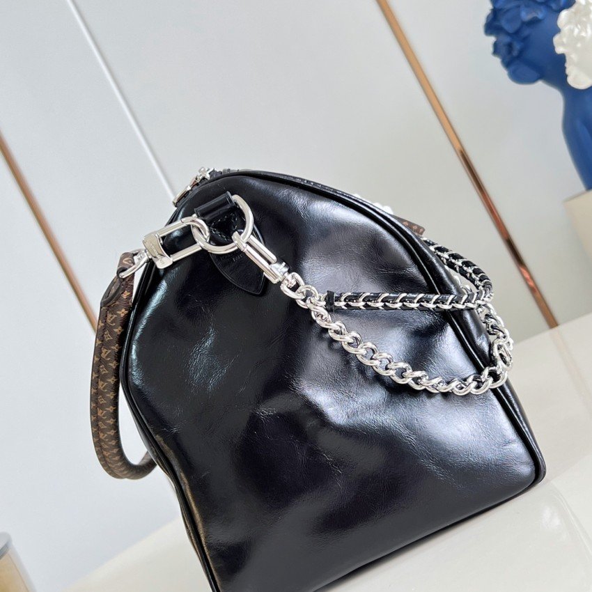 LV bag 220358 $233.75 USD