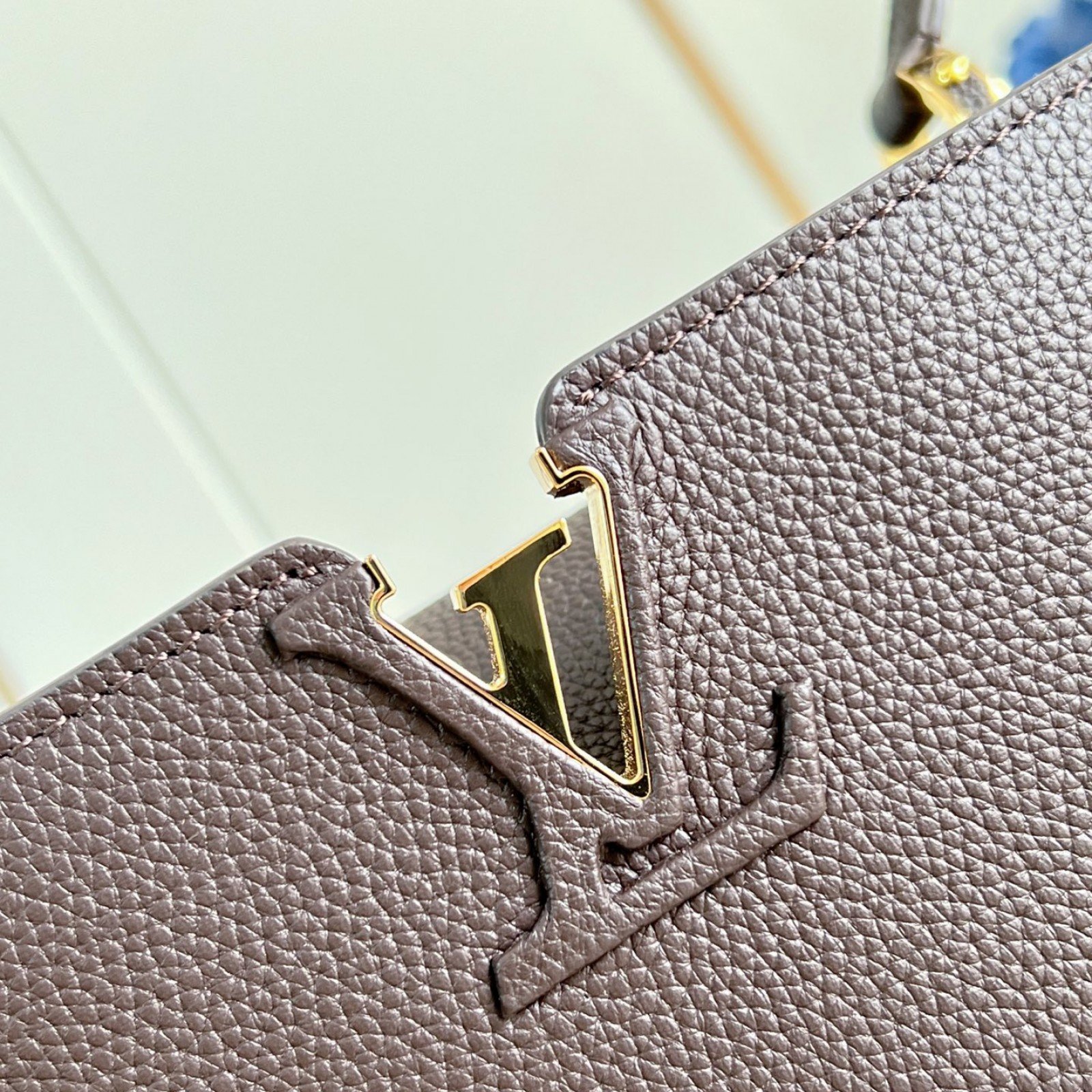 LV bag 220363 $365.75 USD