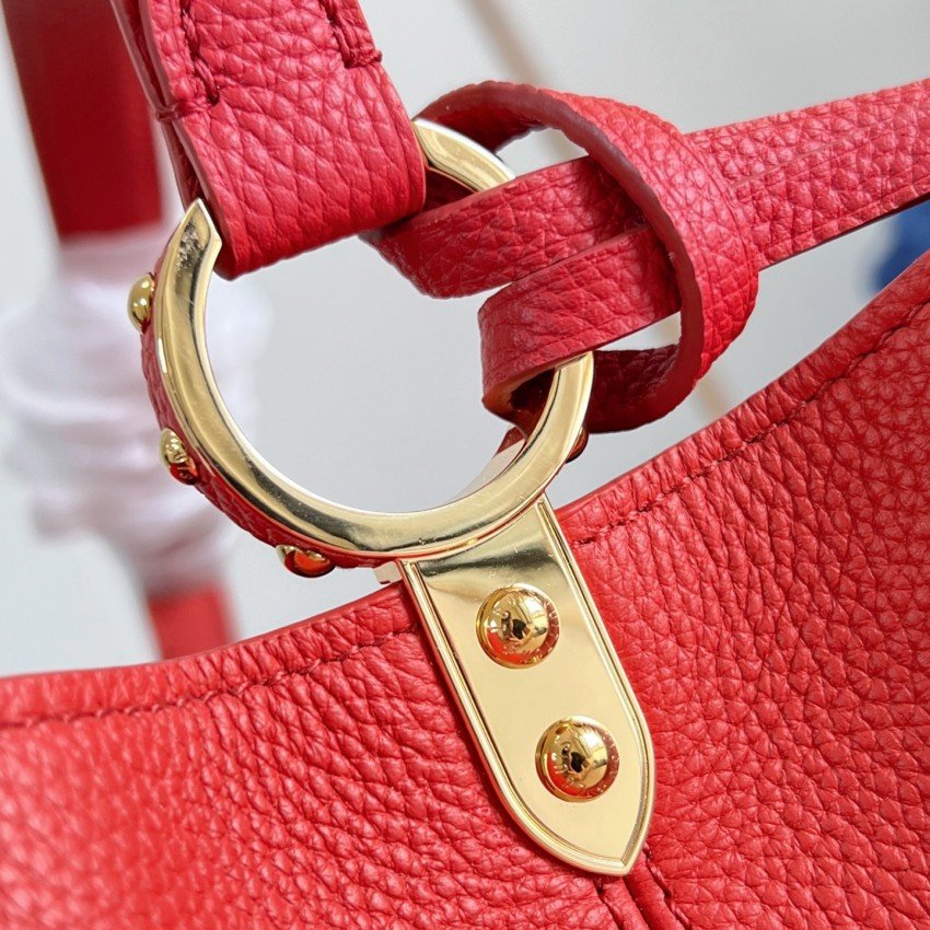 LV bag 220364 $365.75 USD