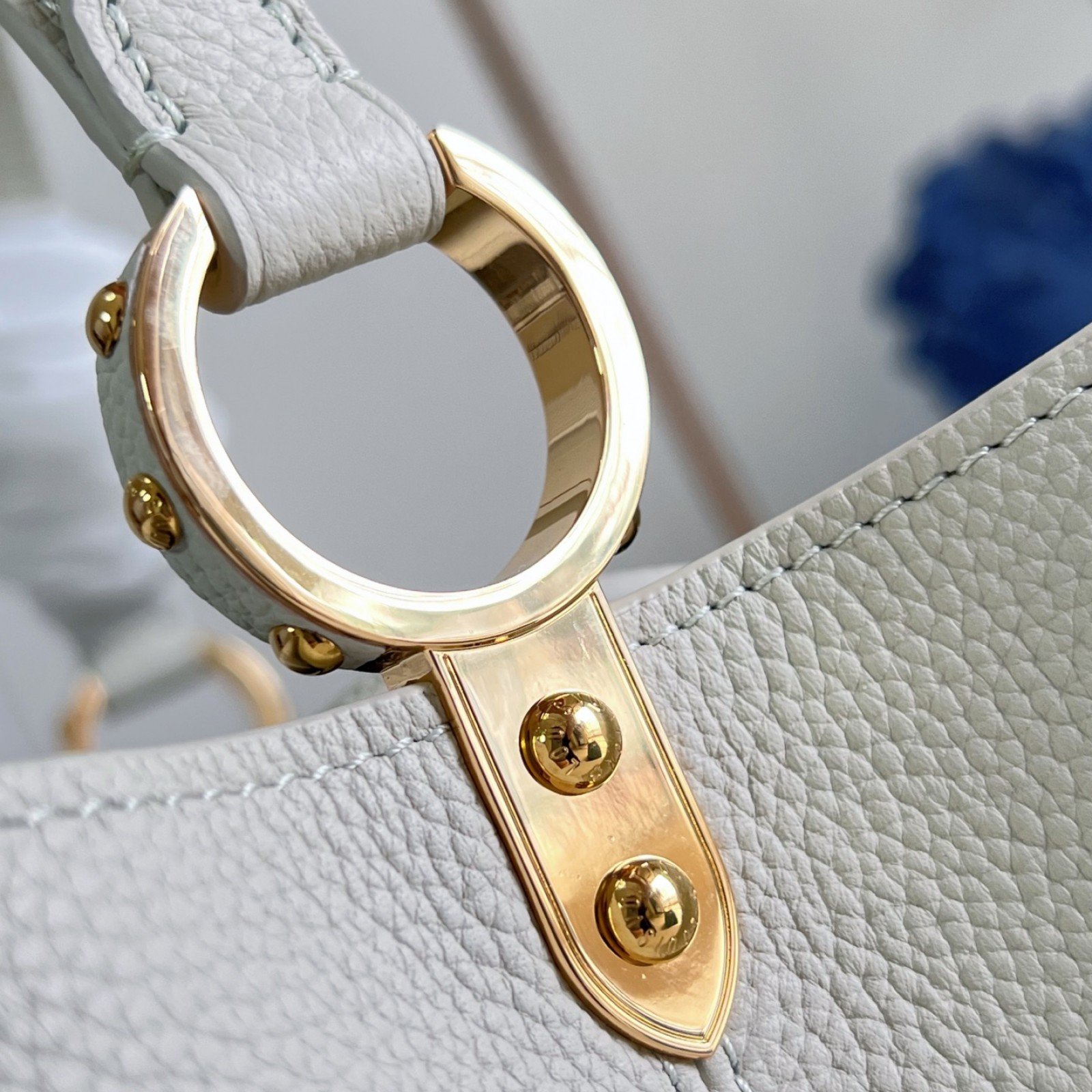 LV bag 220369 $365.75 USD