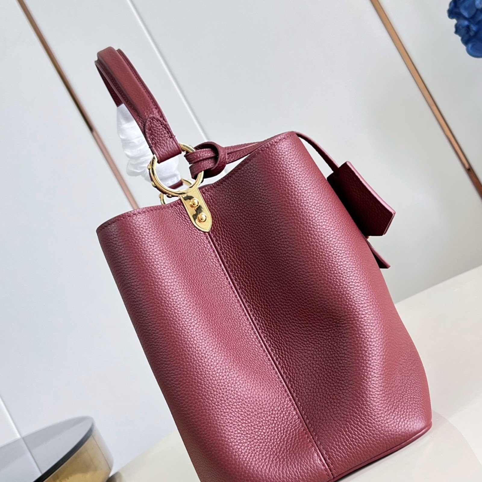 LV bag 220371 $365.75 USD
