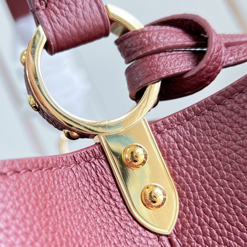 LV bag 220371 $365.75 USD