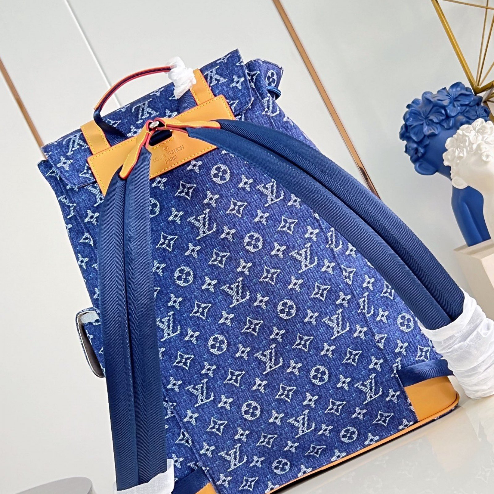 LV bag 220374 $269.5 USD
