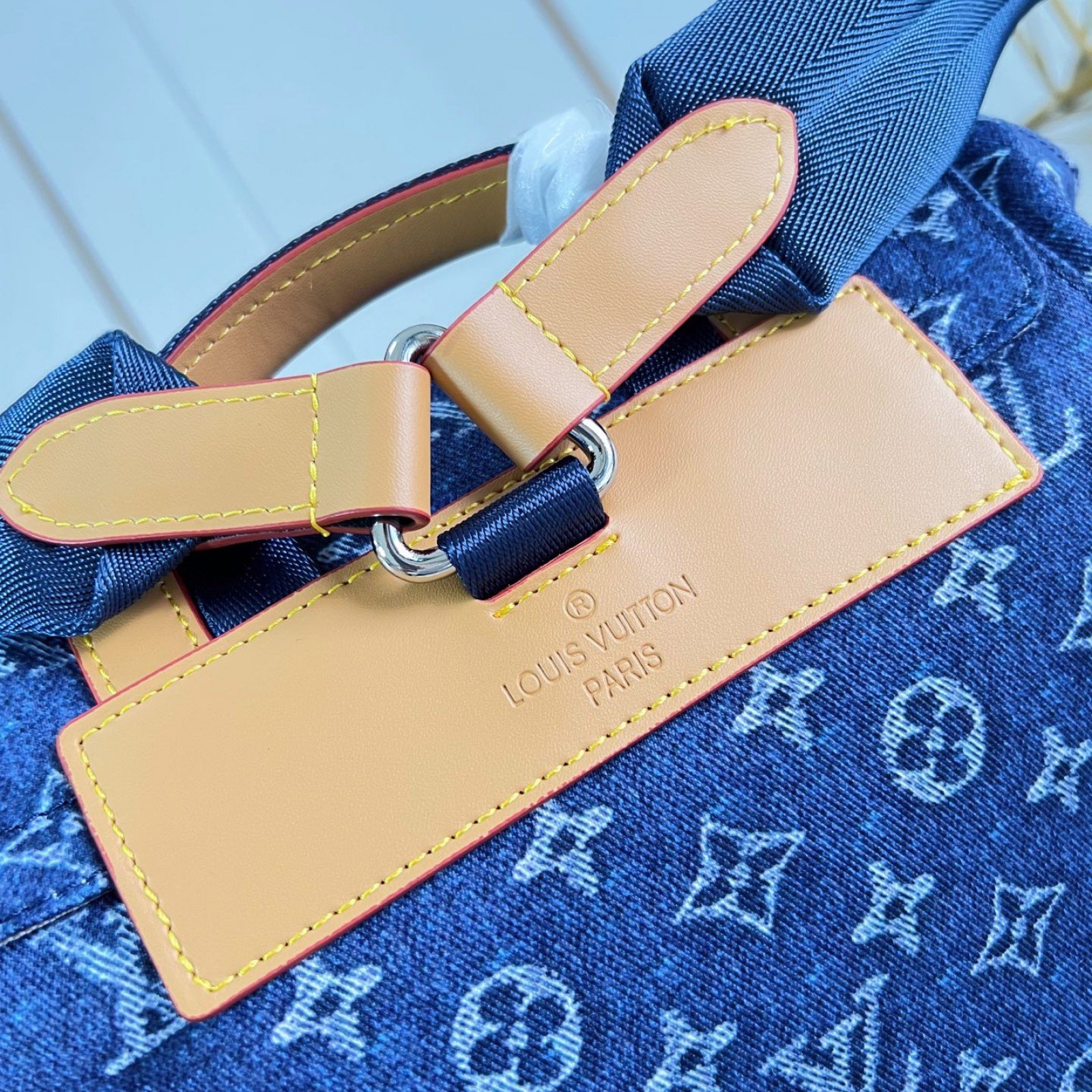 LV bag 220374 $269.5 USD