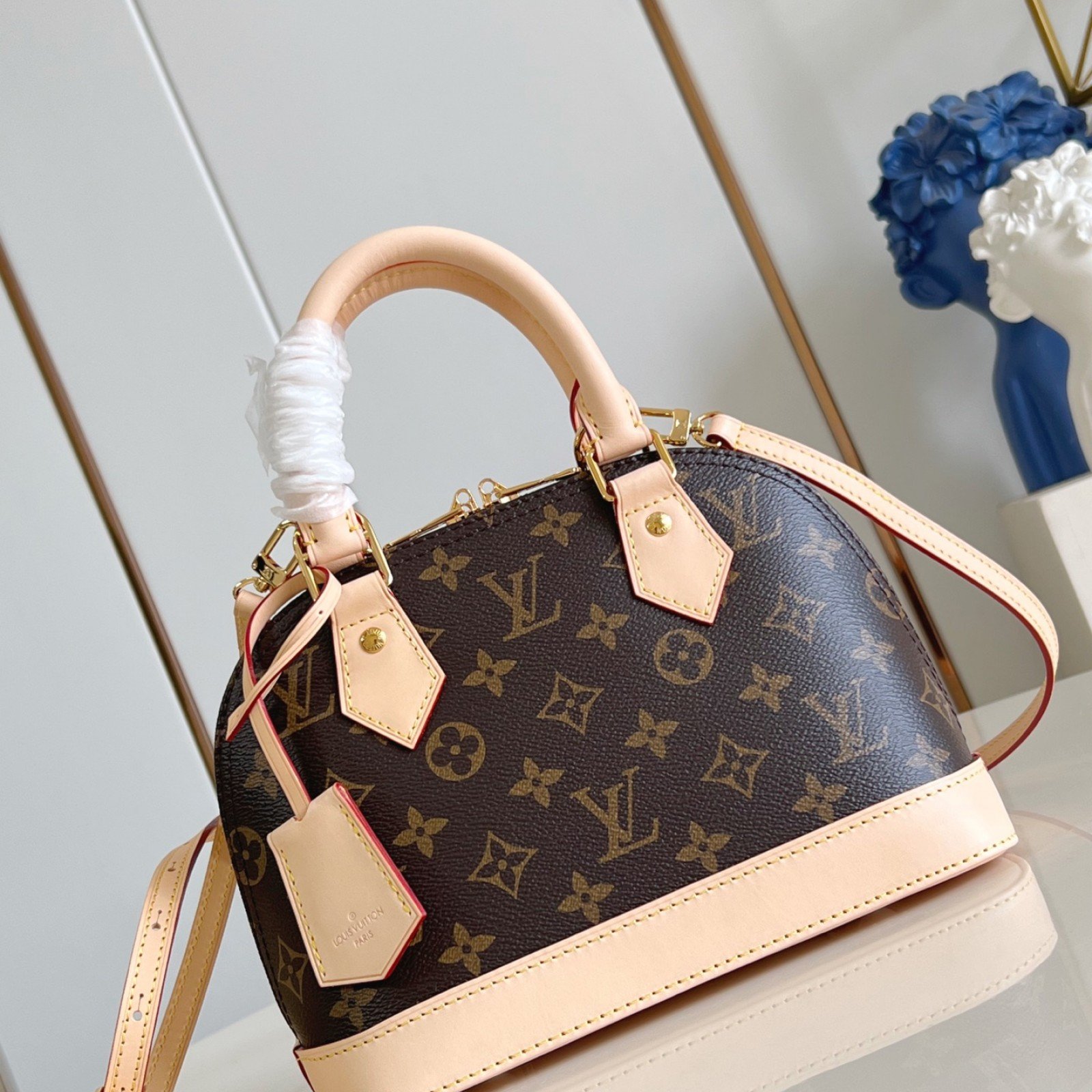 LV bag 220445 $176 USD