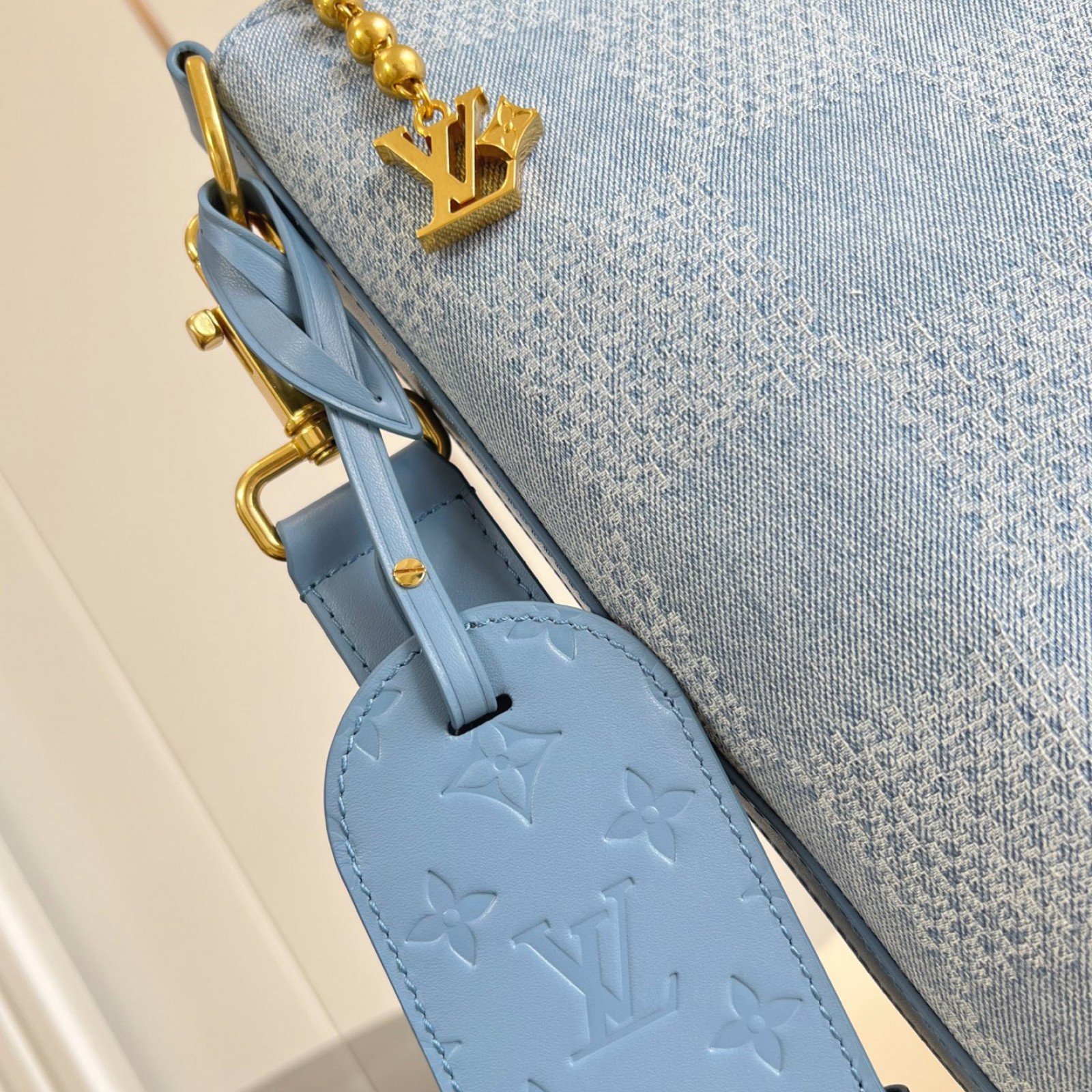 LV bag 220457 $187 USD