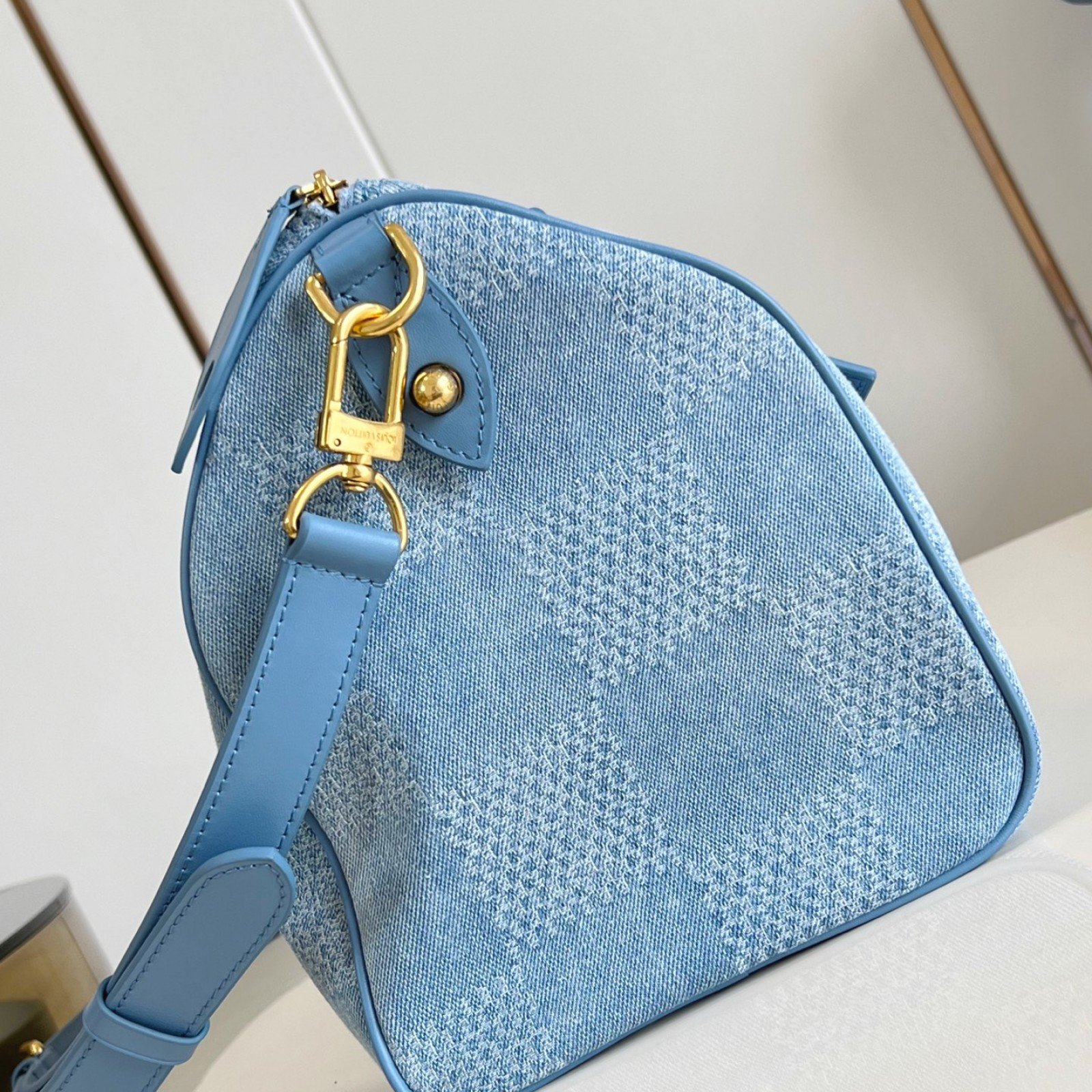 LV bag 220458 $181.5 USD