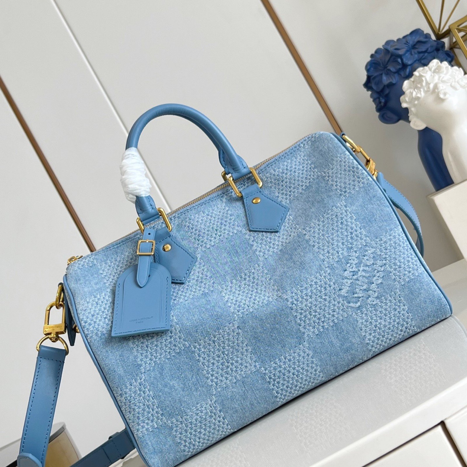 LV bag 220458 $181.5 USD